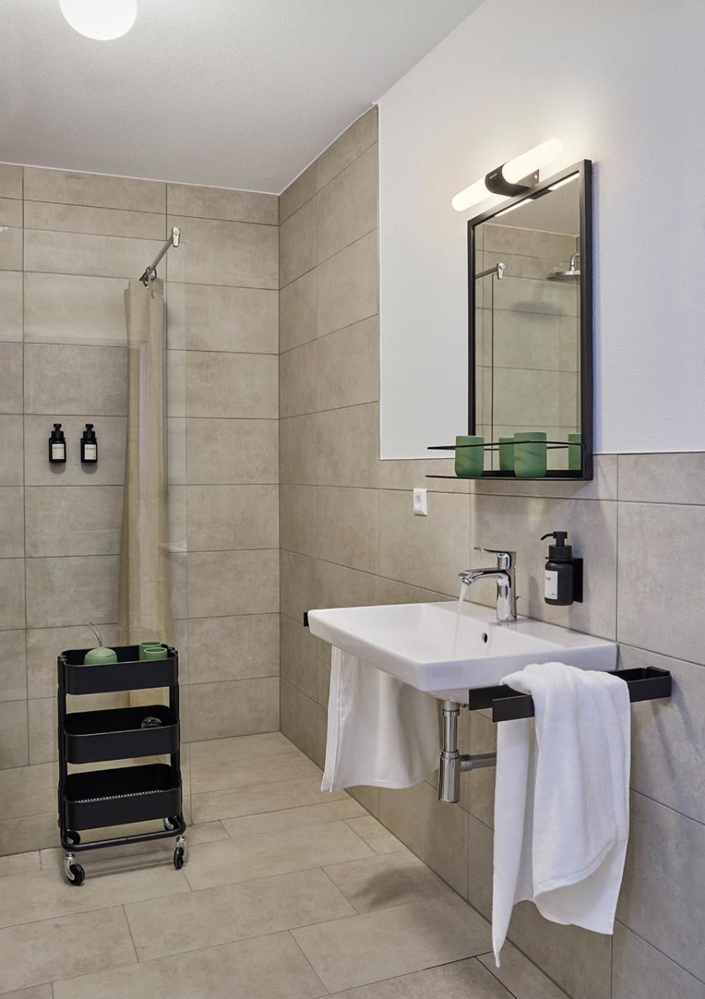 One-Bedroom Apartment with Balcony