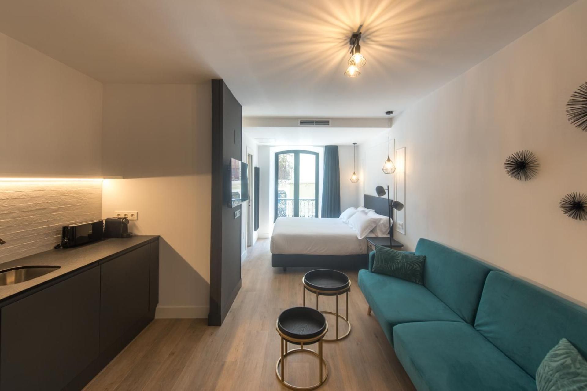 Studio Apartment