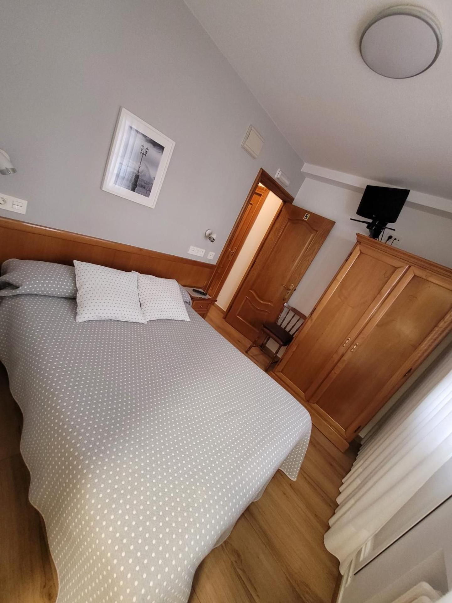 Double Room with Private Bathroom
