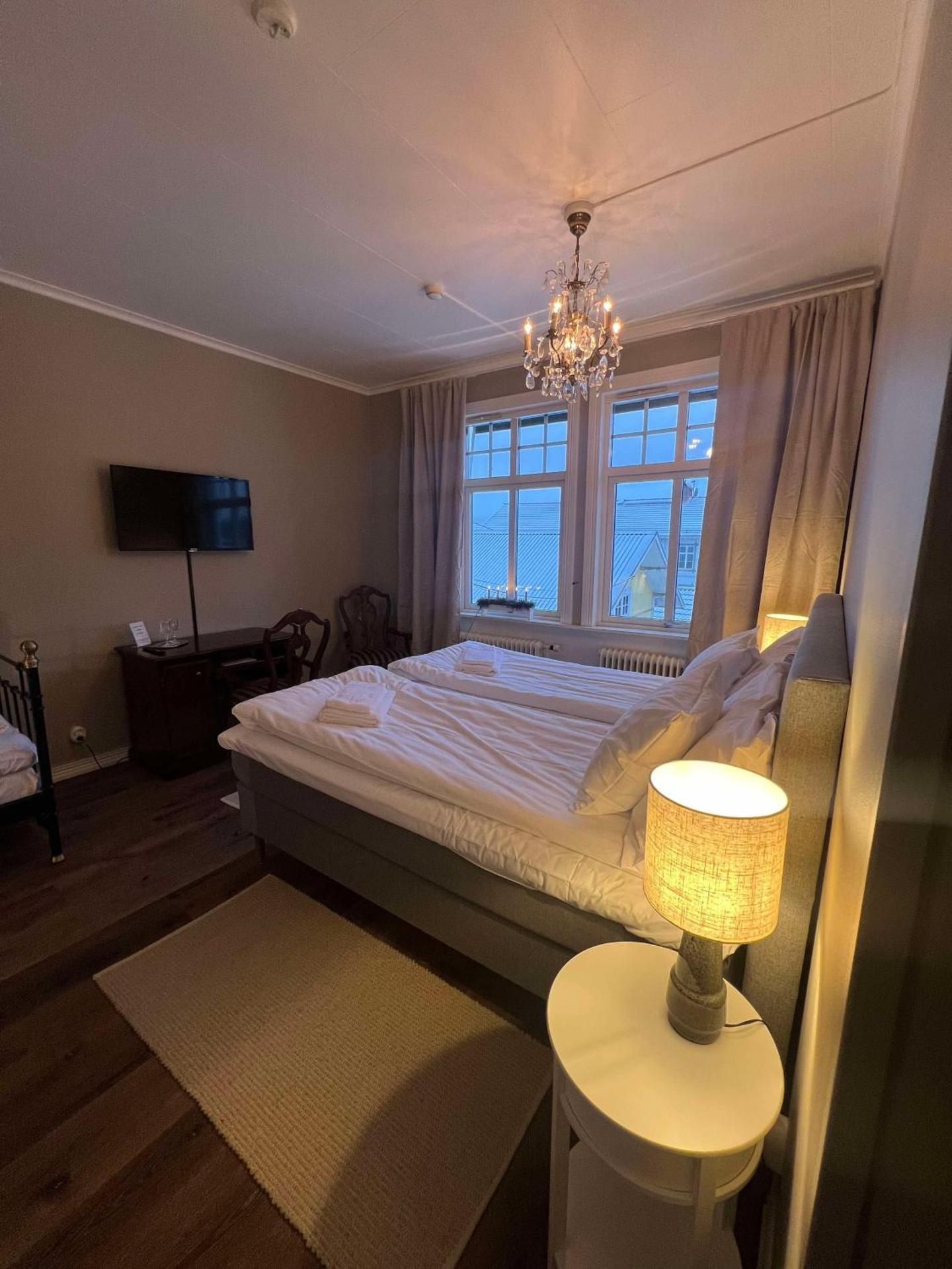 Family Room with Private Bathroom