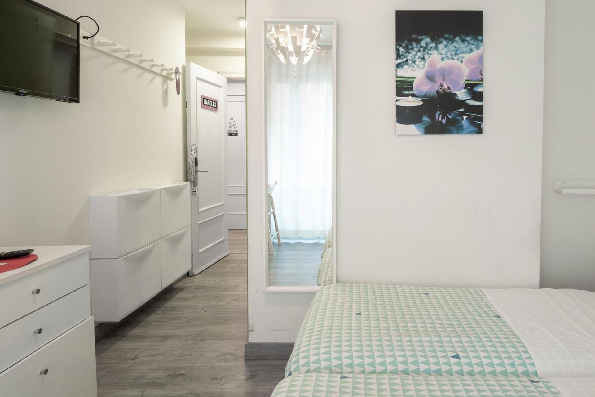 Queen Room