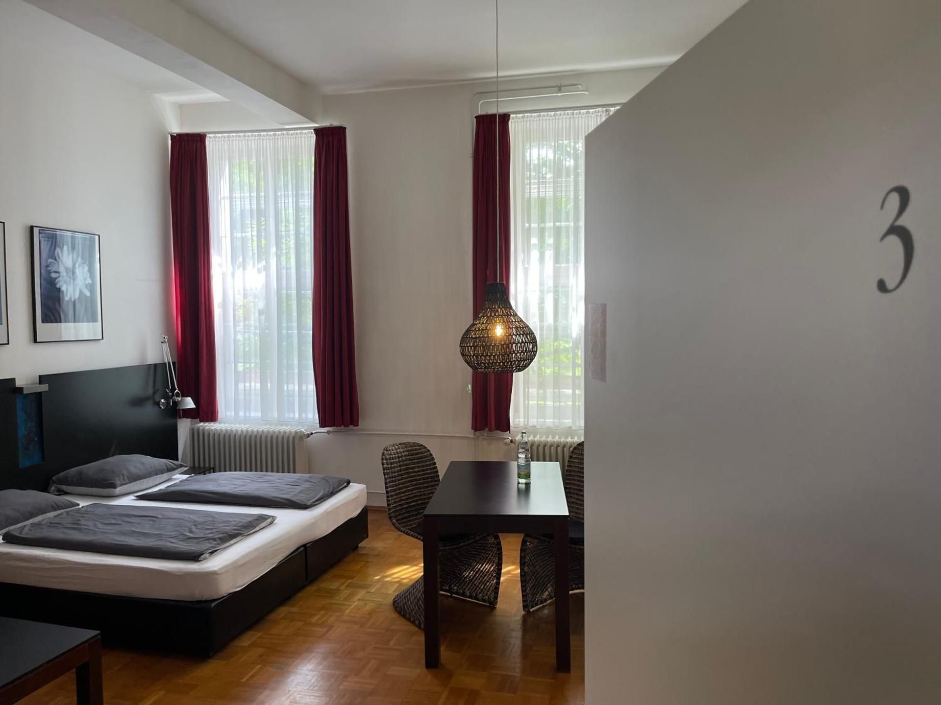 Deluxe Queen Room