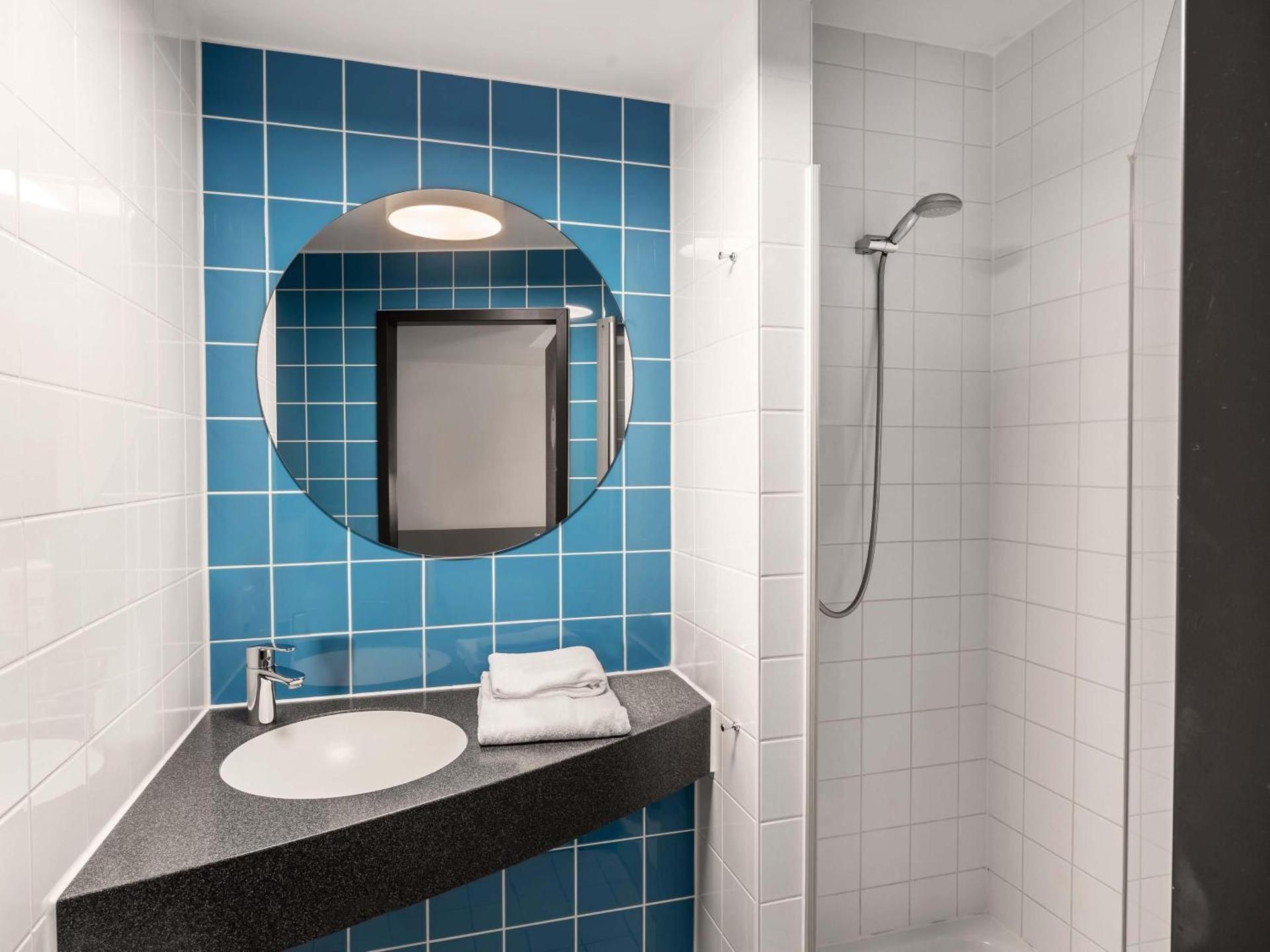 B&B HOTEL Konstanz Double Room 3