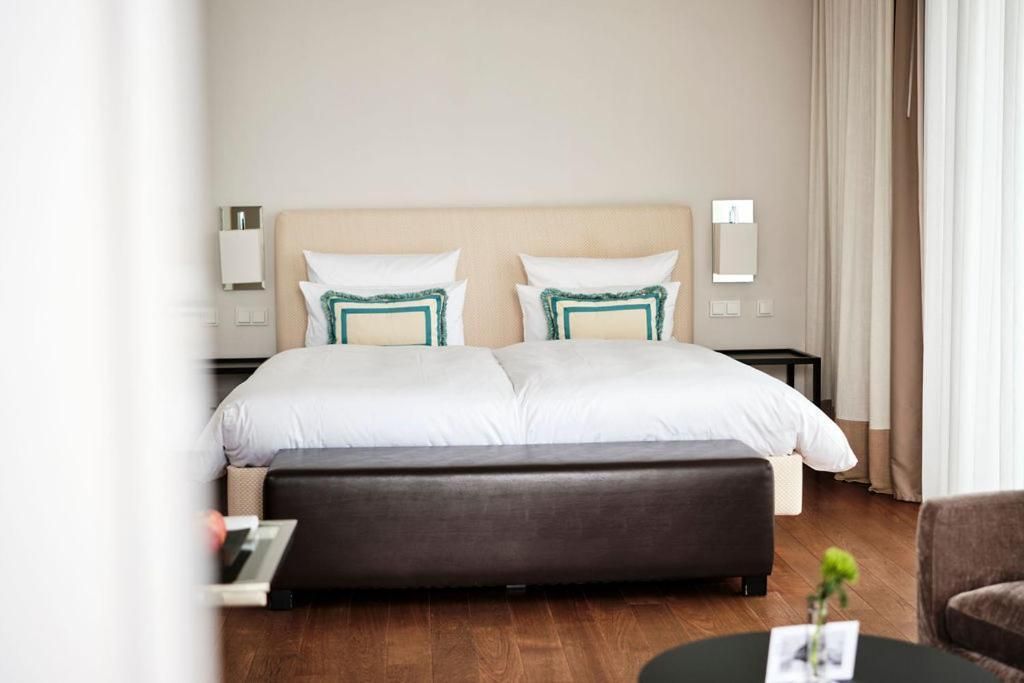Standard Room with Garden View