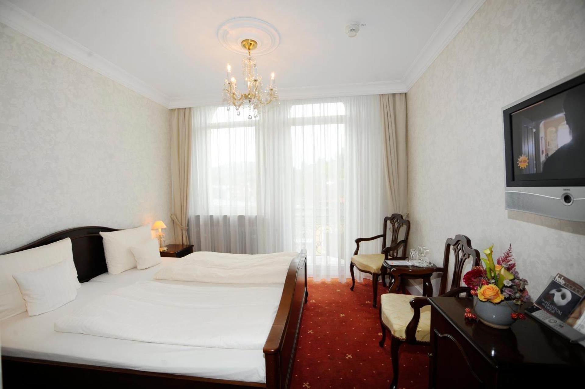 HELIOPARK Bad Hotel Zum Hirsch Superior Double Room