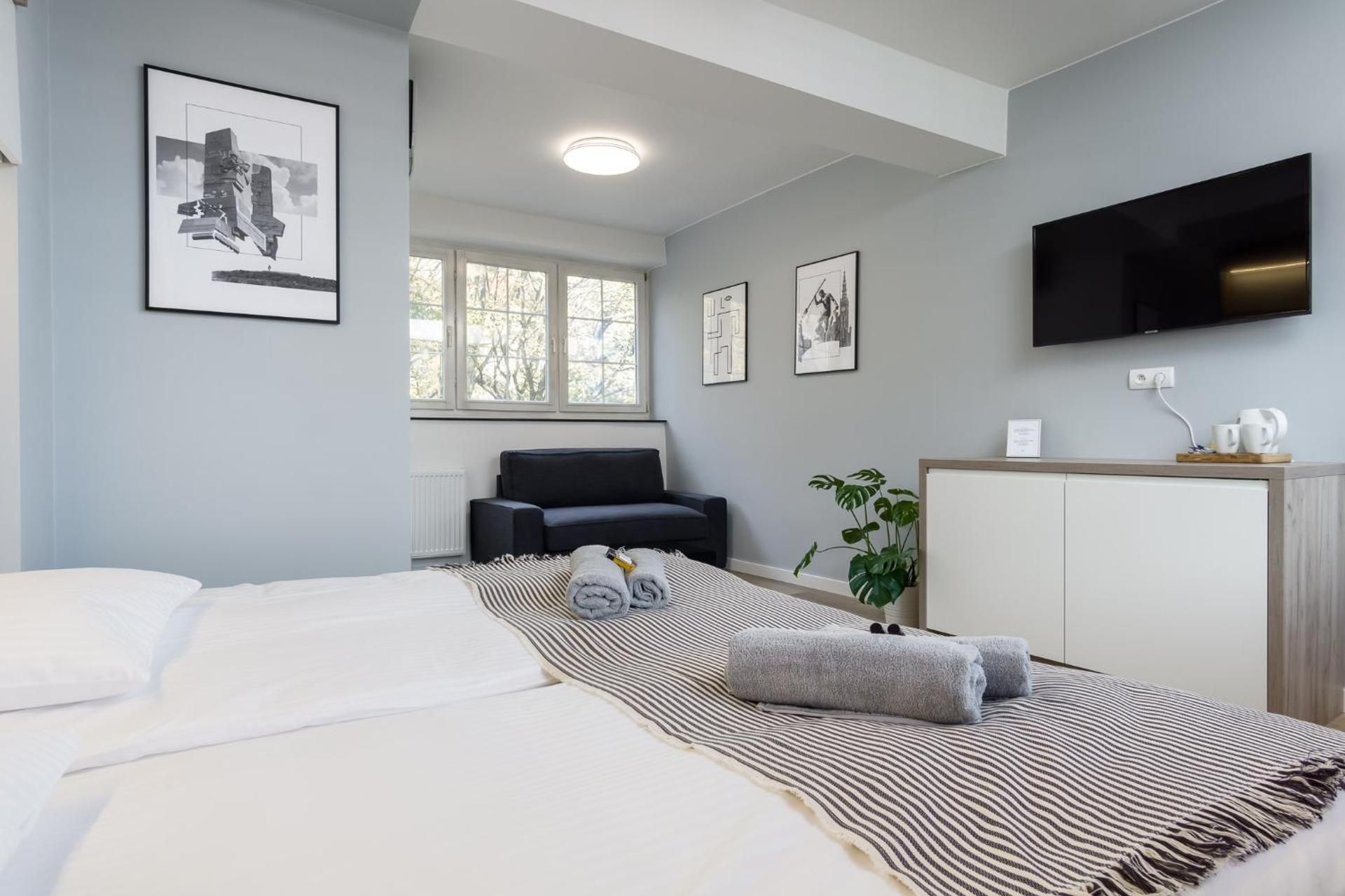 Deluxe Apartment
