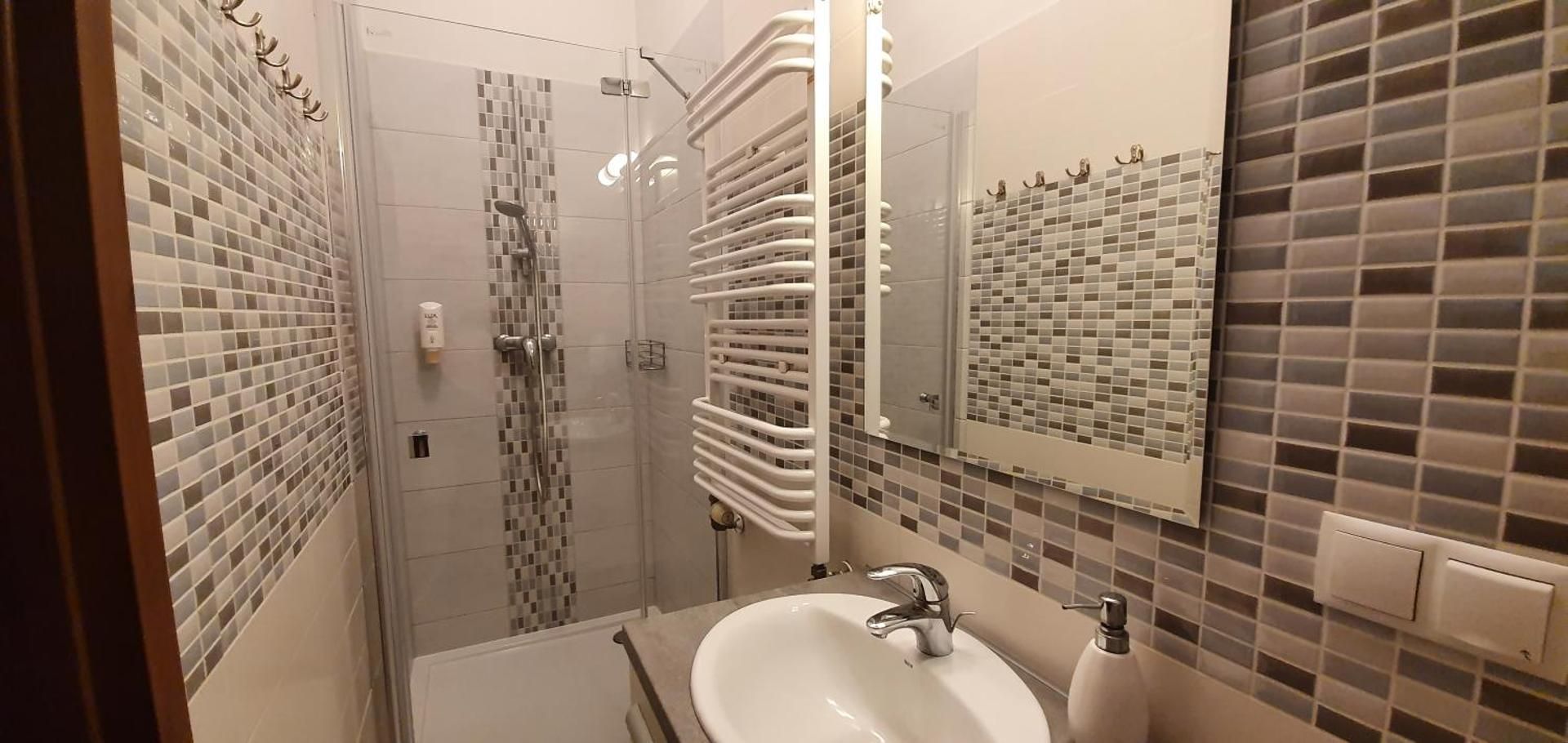 Two-Bedroom Comfort Apartment - 91/95/3 Świętego Ducha Street