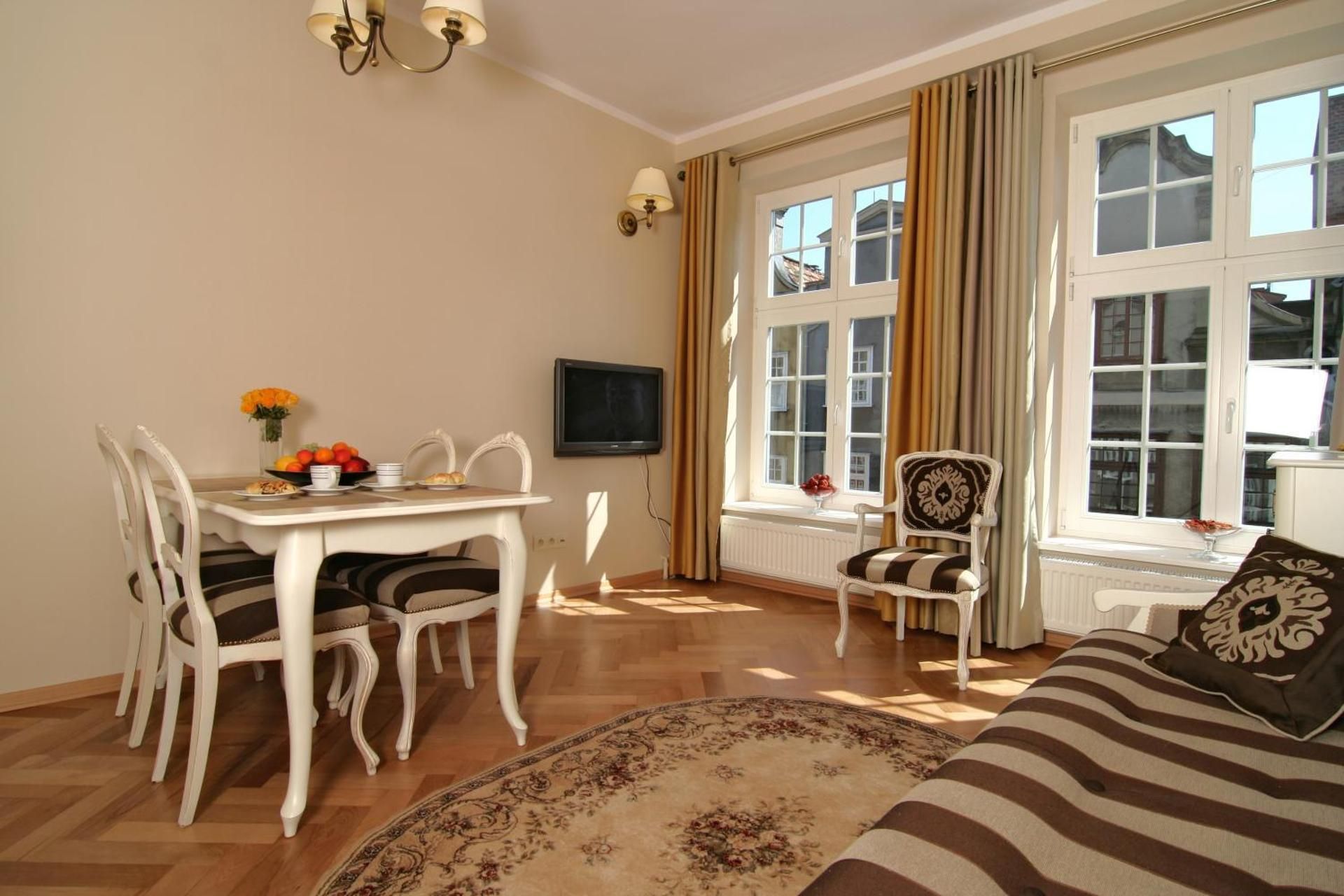 One-Bedroom Comfort Apartment -  37/39 Mariacka Street