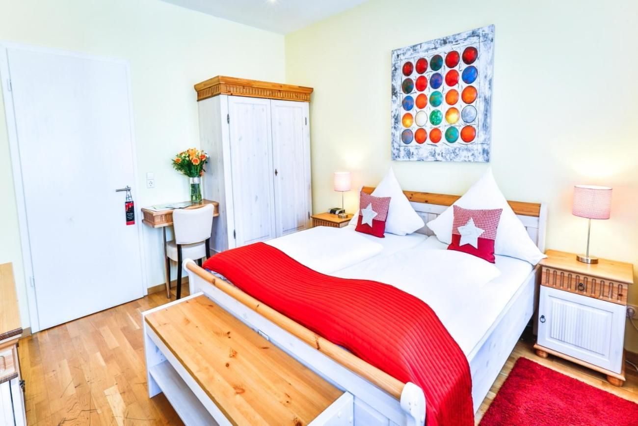 Single Room With Private Bathroom