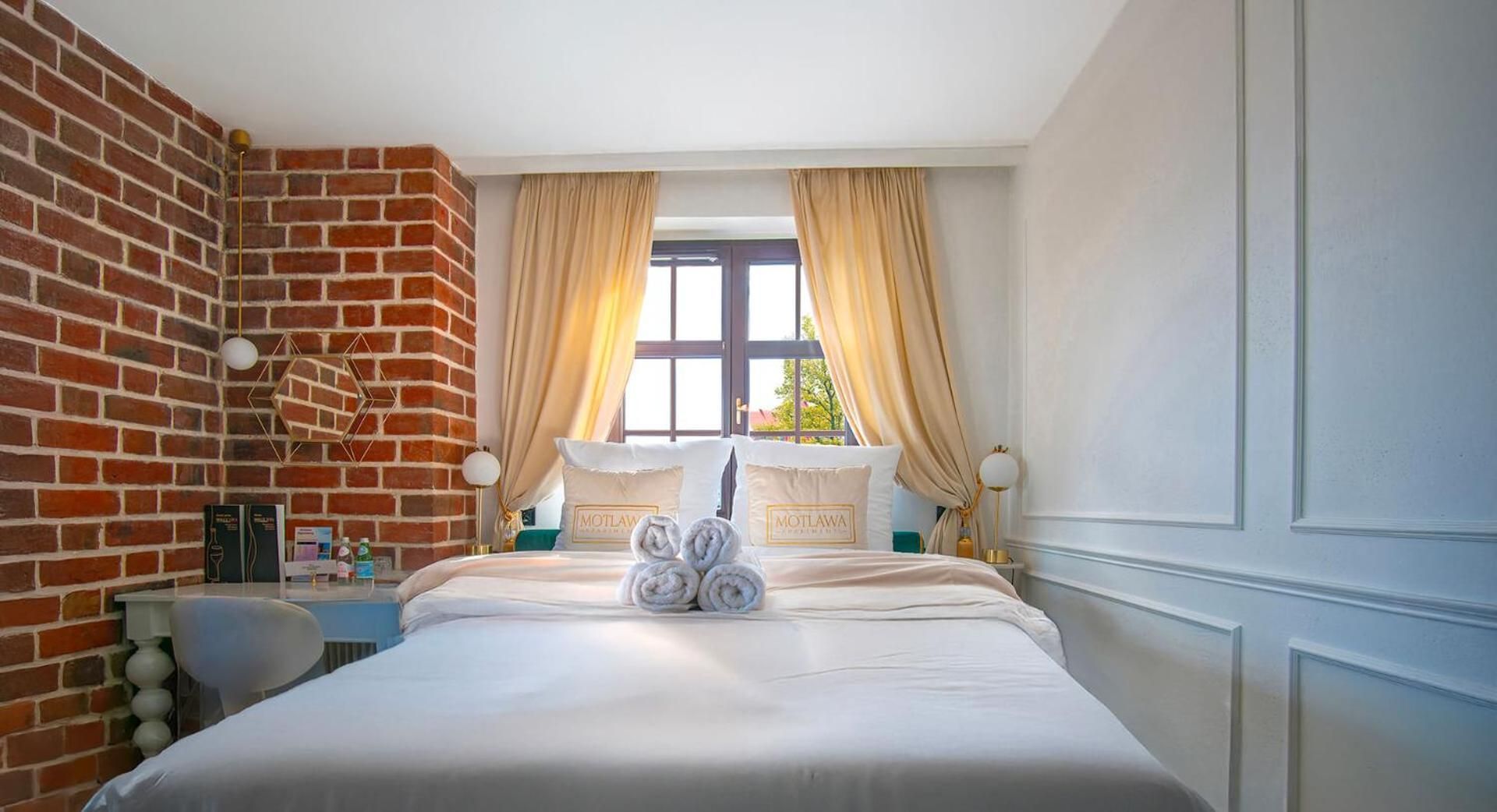 Deluxe Double Room with Bath
