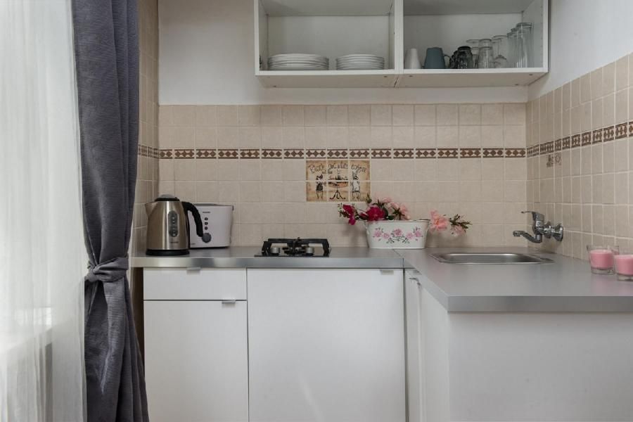 Studio Apartment (2 Adults) - 9/10 Chlebnicka Street