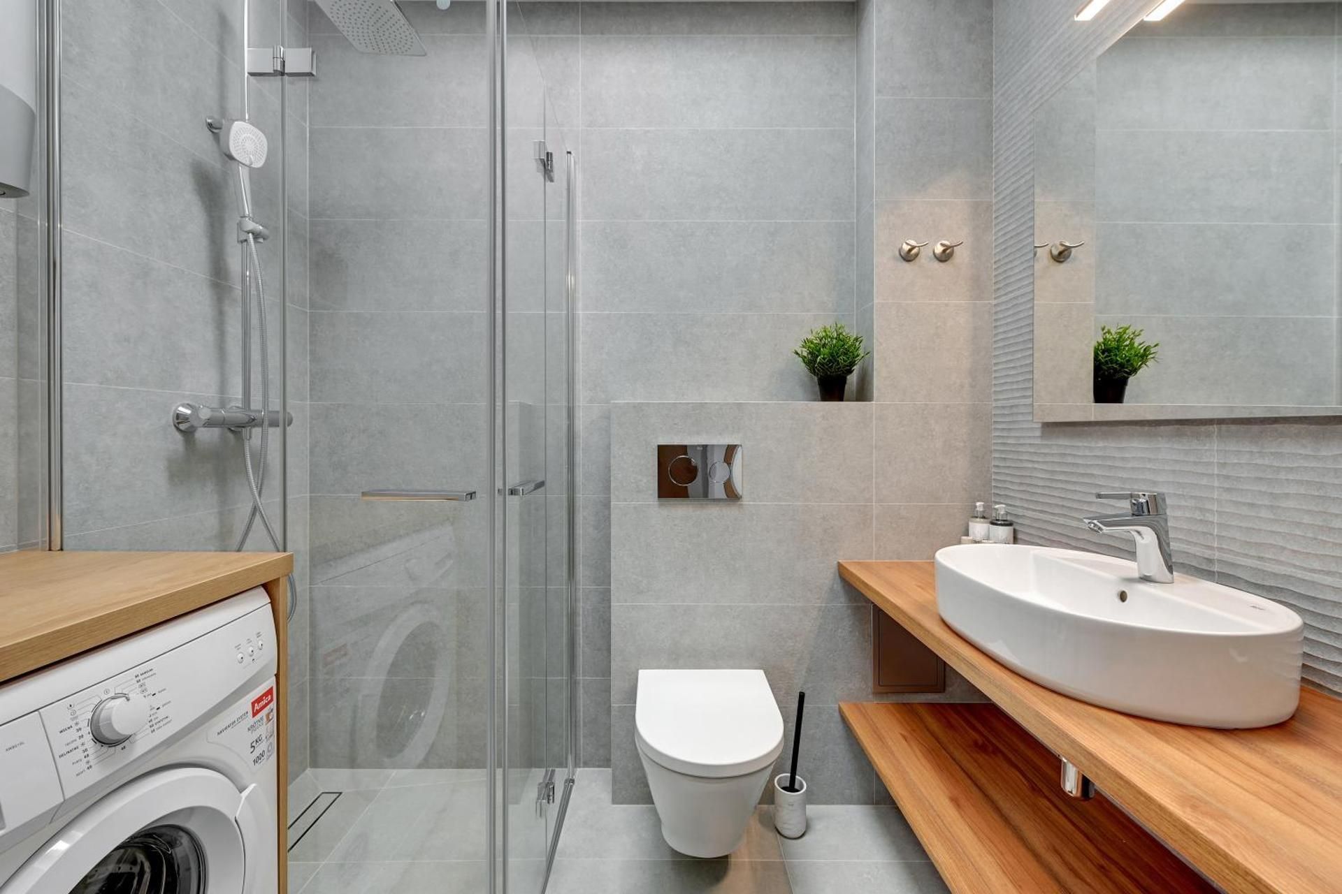 Deluxe Two-Bedroom Apartment