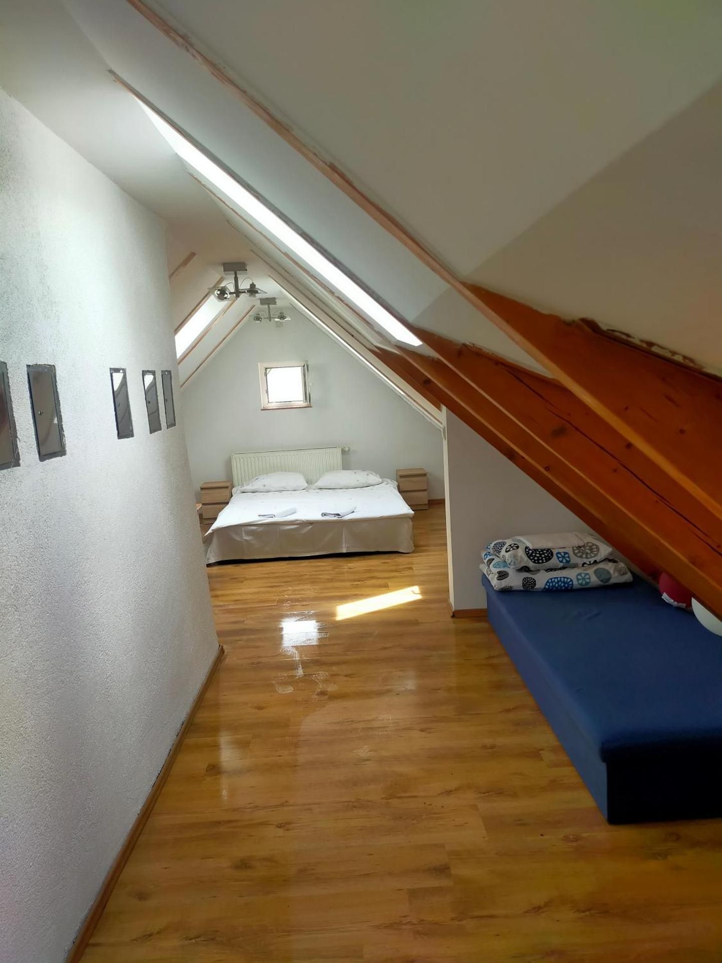Family, Private Bathroom