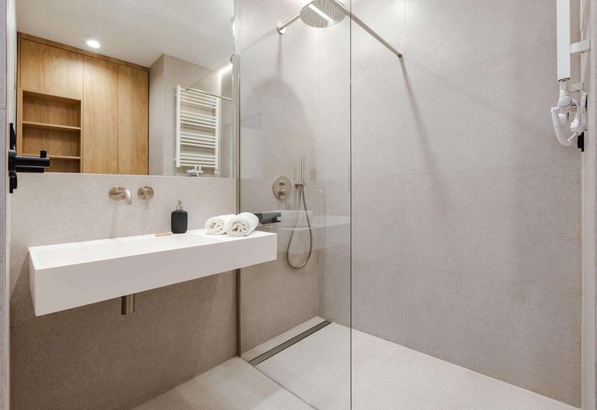 One-Bedroom Apartment with Terrace