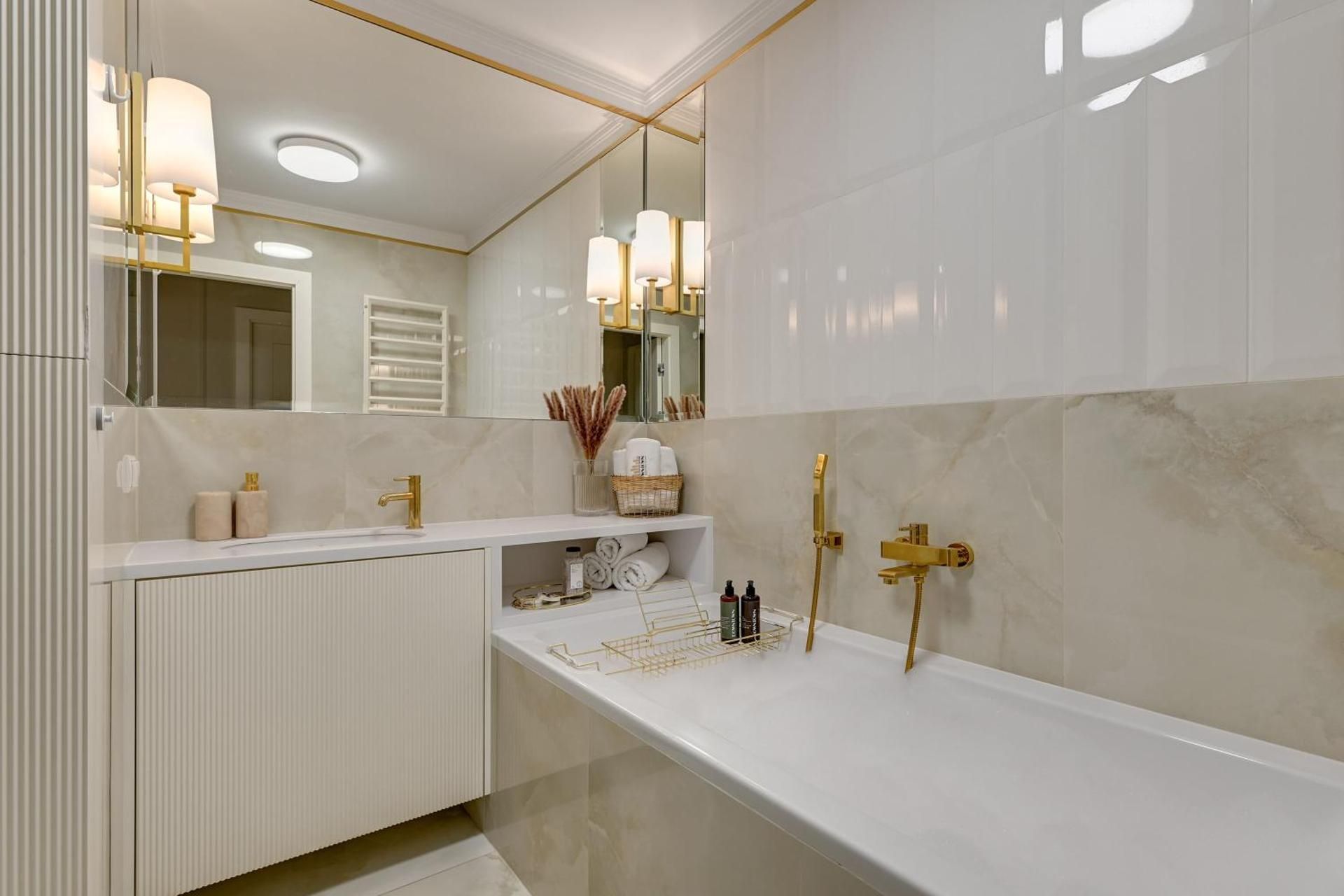 Two-Bedroom Deluxe Apartment