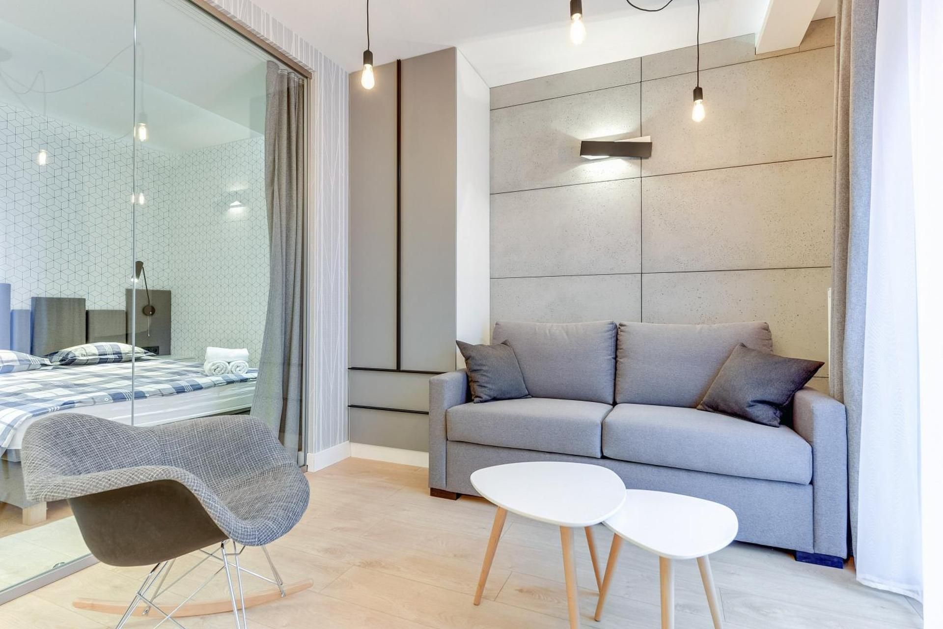 One-Bedroom Apartment - 72 Chmielna Street