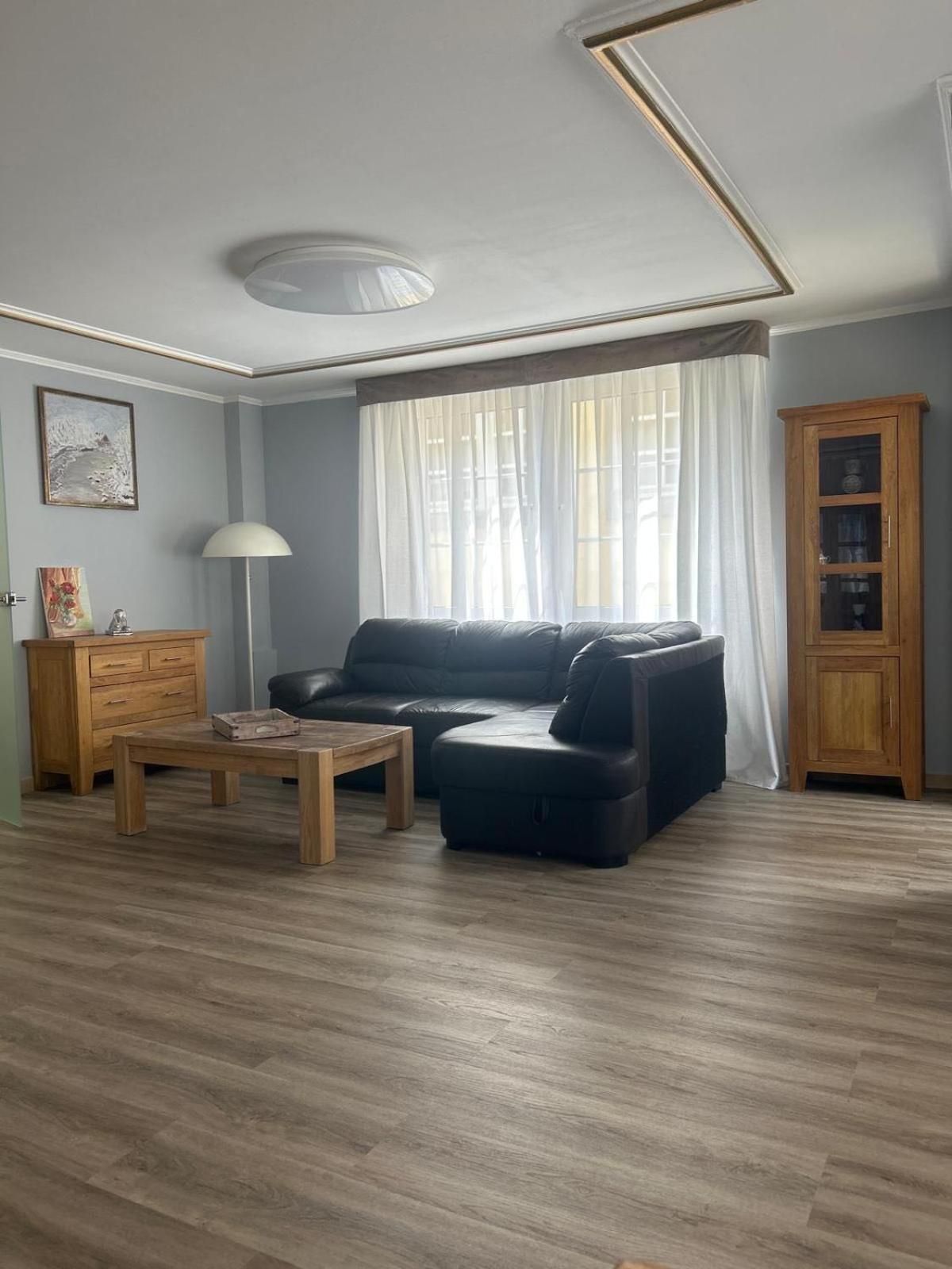 Three-Bedroom Apartment with Mountain View