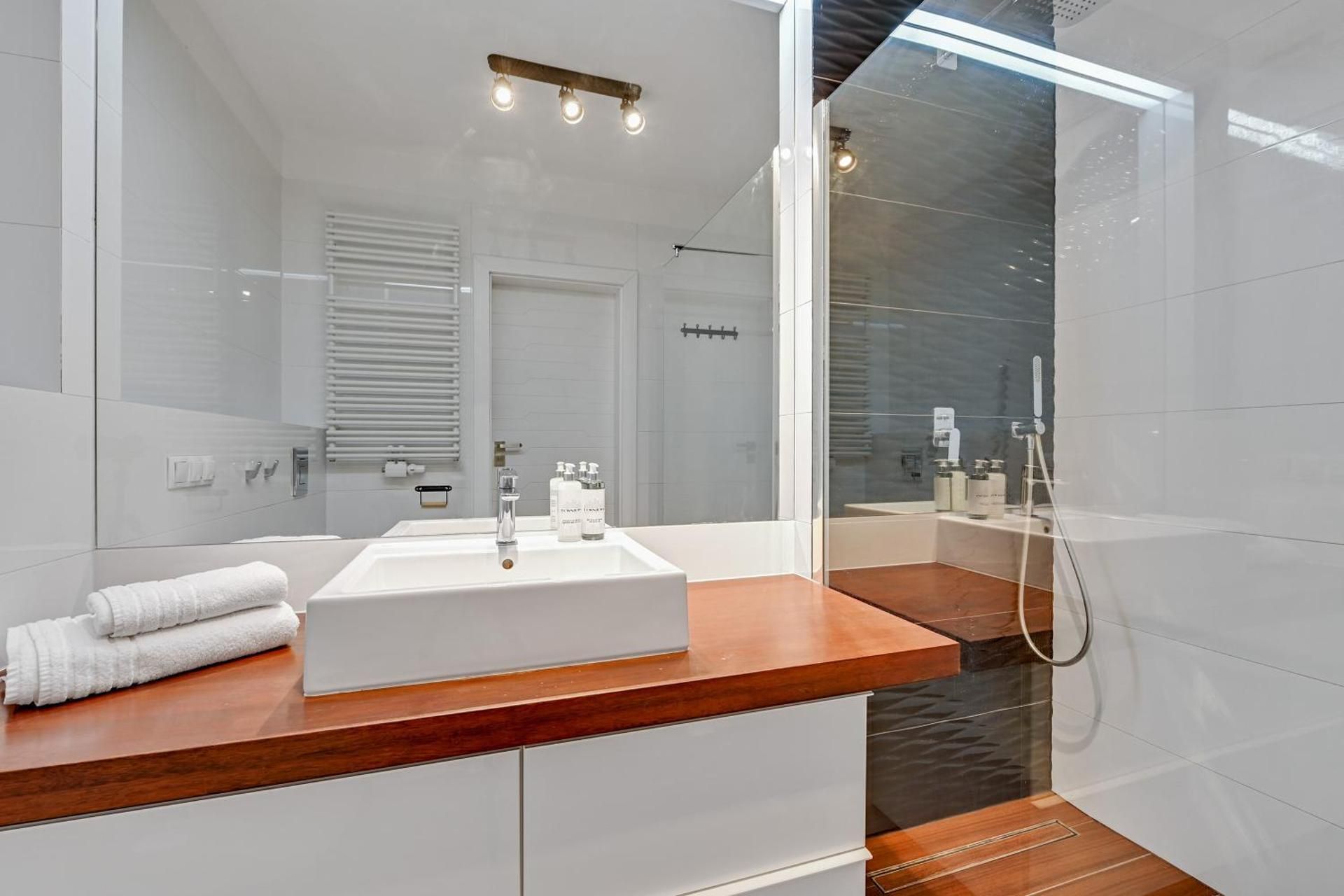 Superior Apartment