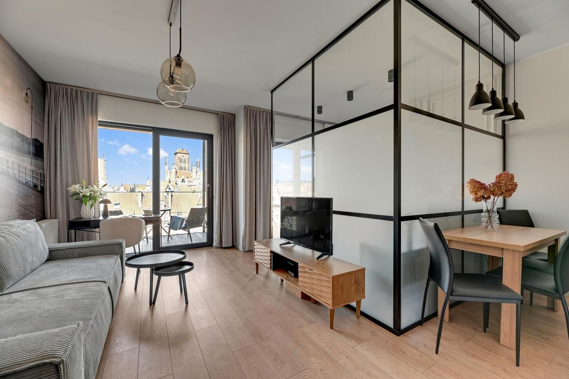 Deluxe One-Bedroom Apartment