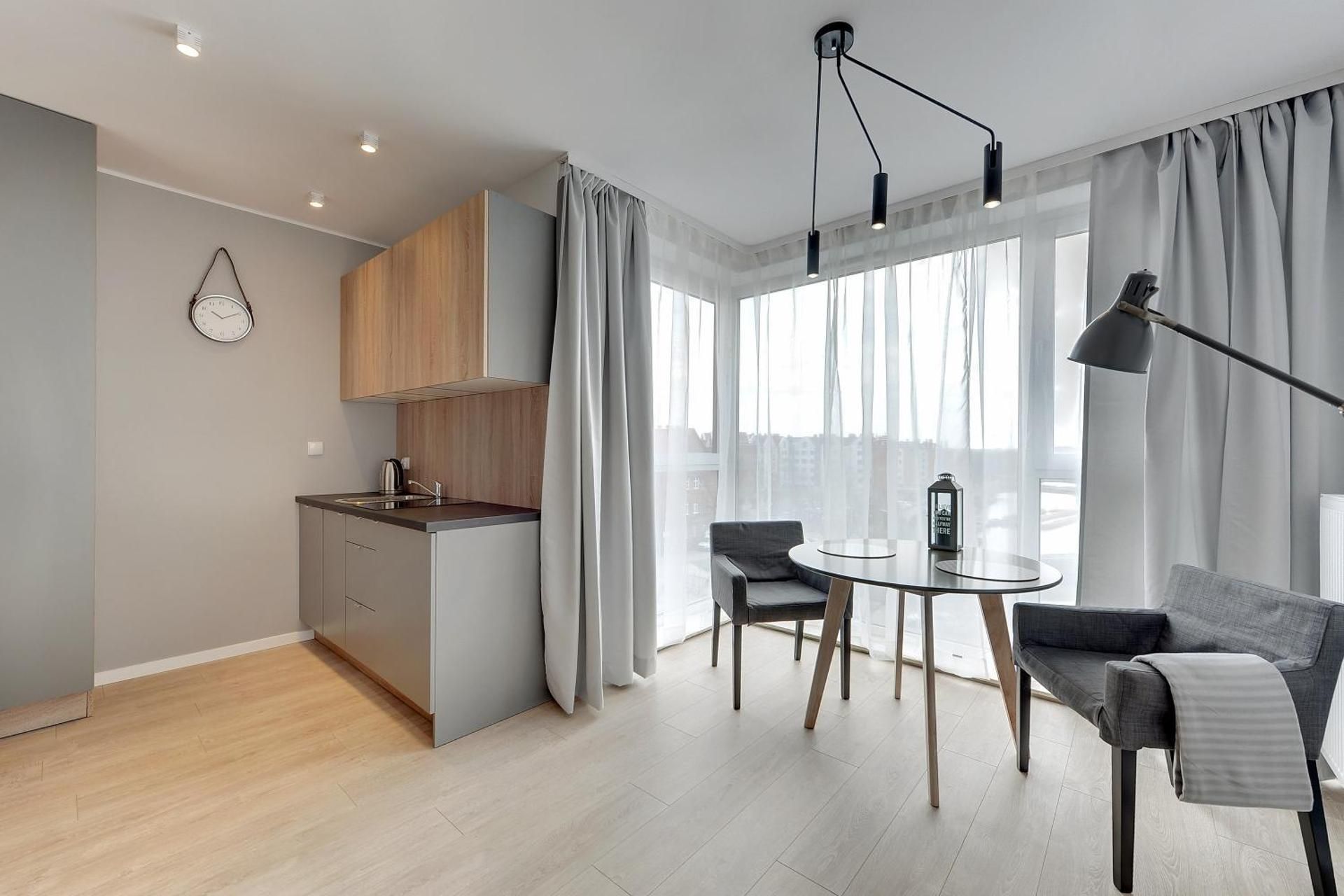 Studio Apartment with River View without Parking (2 Adults)