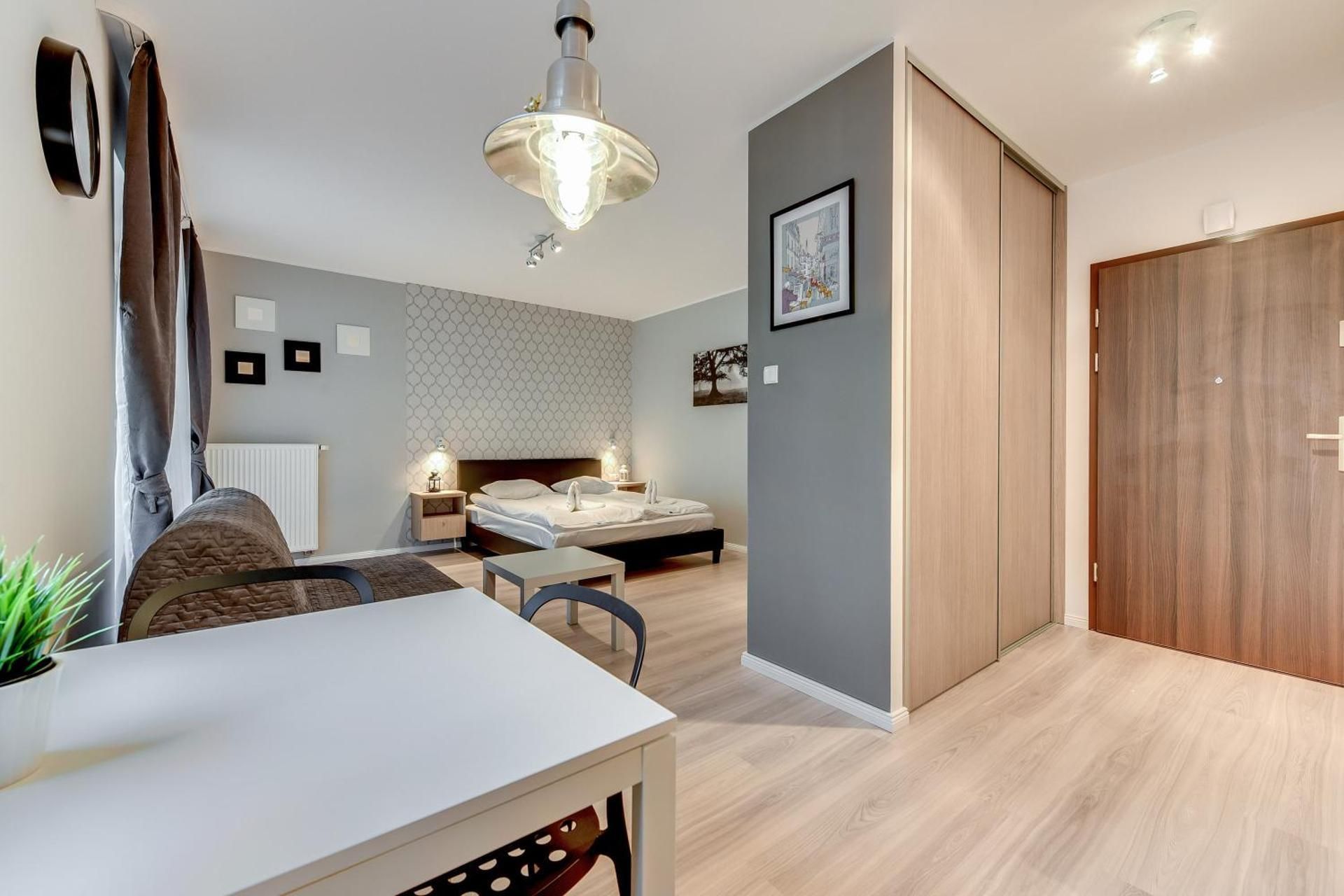 Standard Studio with Parking (4 Adults)
