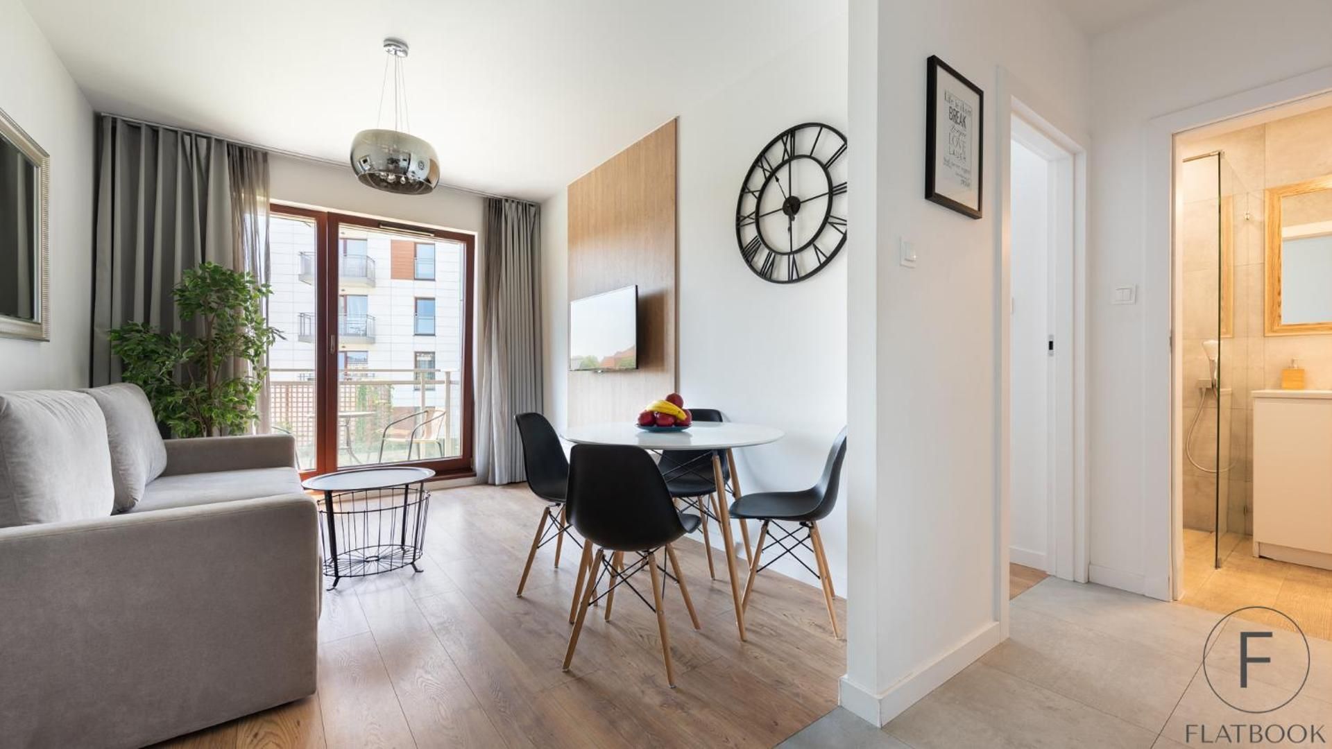 Apartment with Balcony