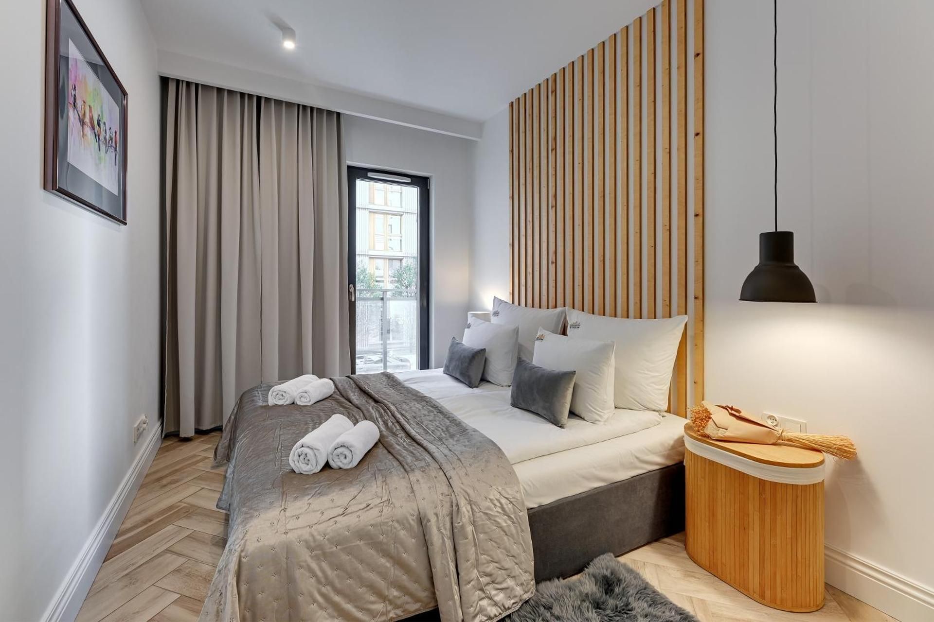 Deluxe King Suite