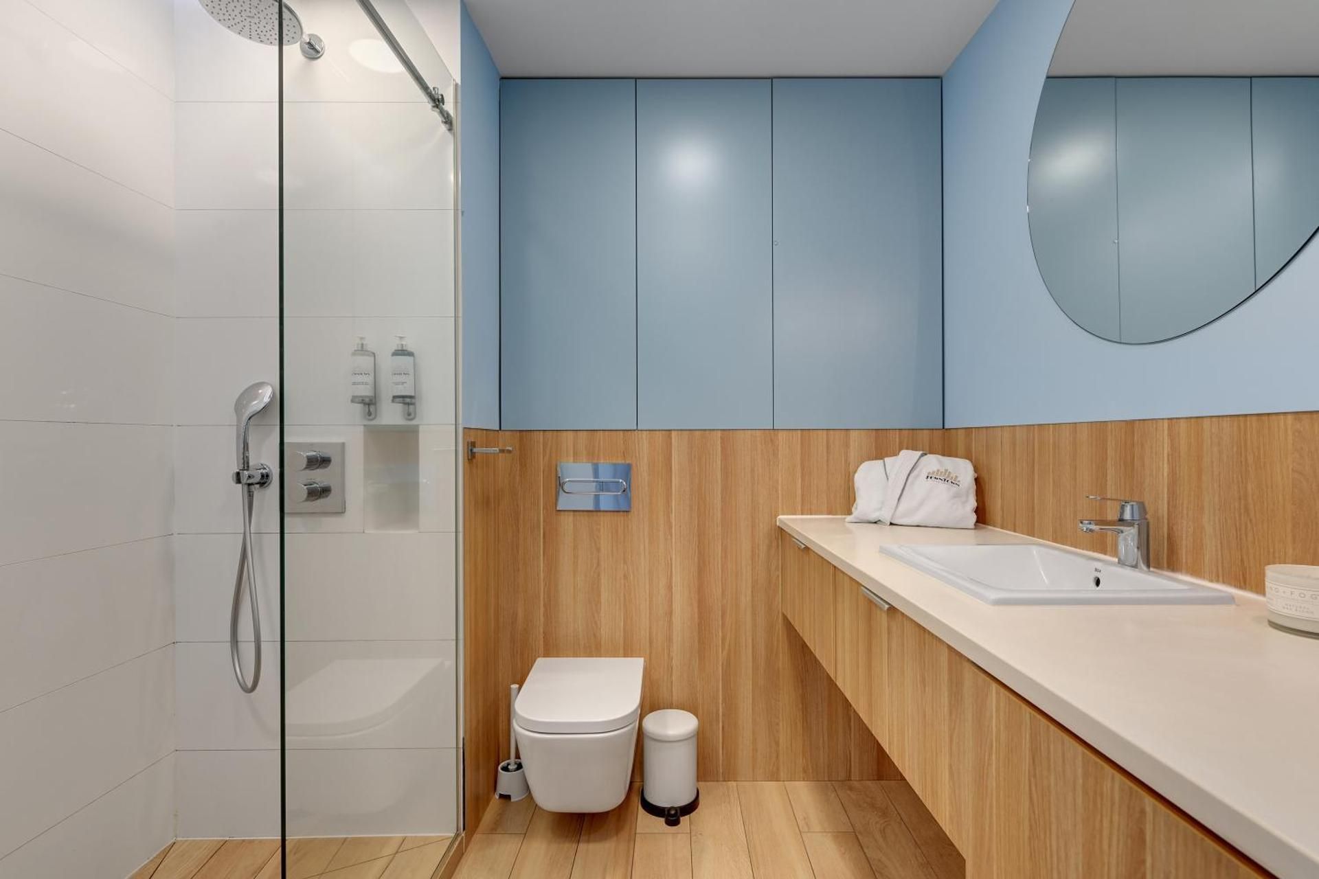 Studio Apartment