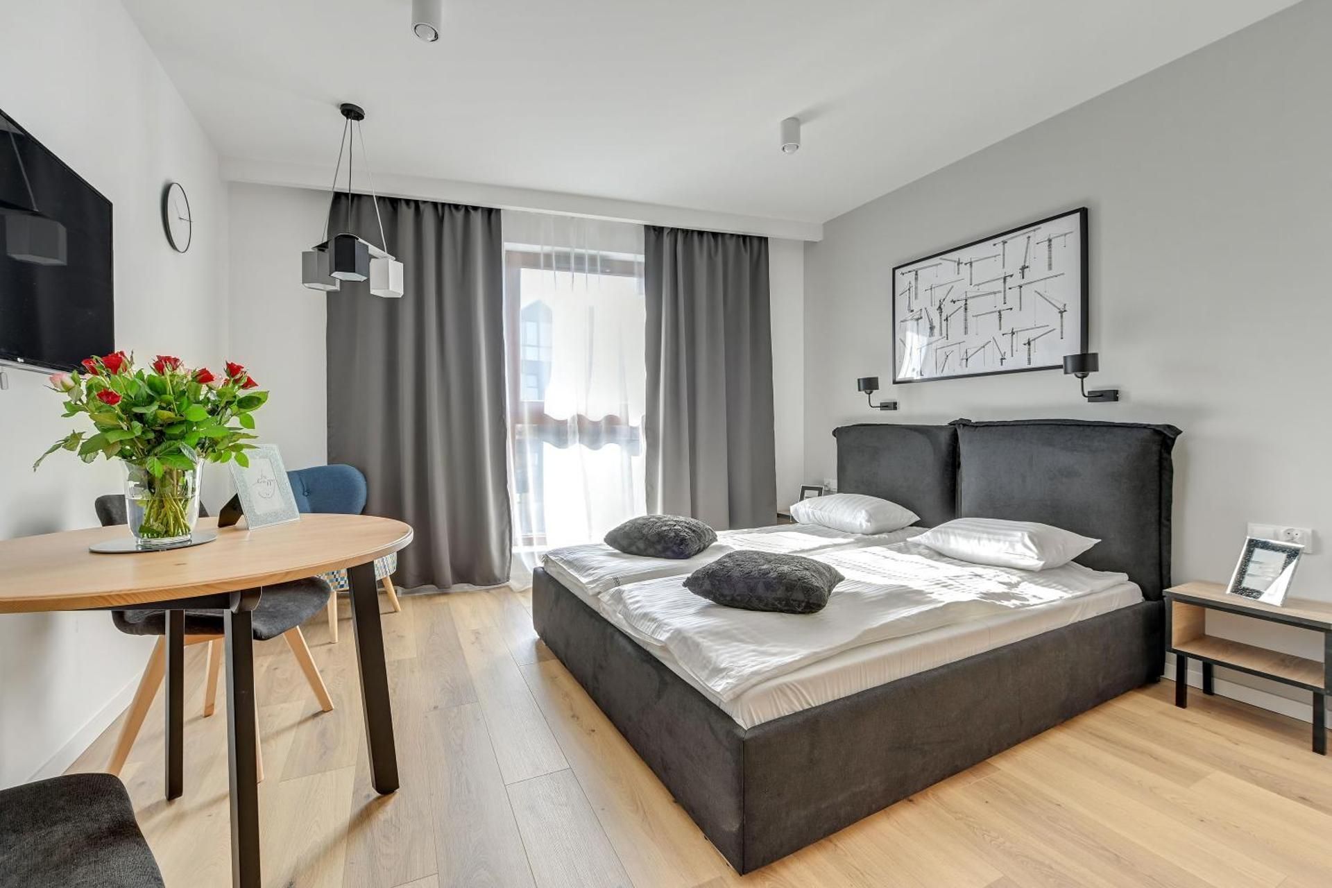 Studio Apartment