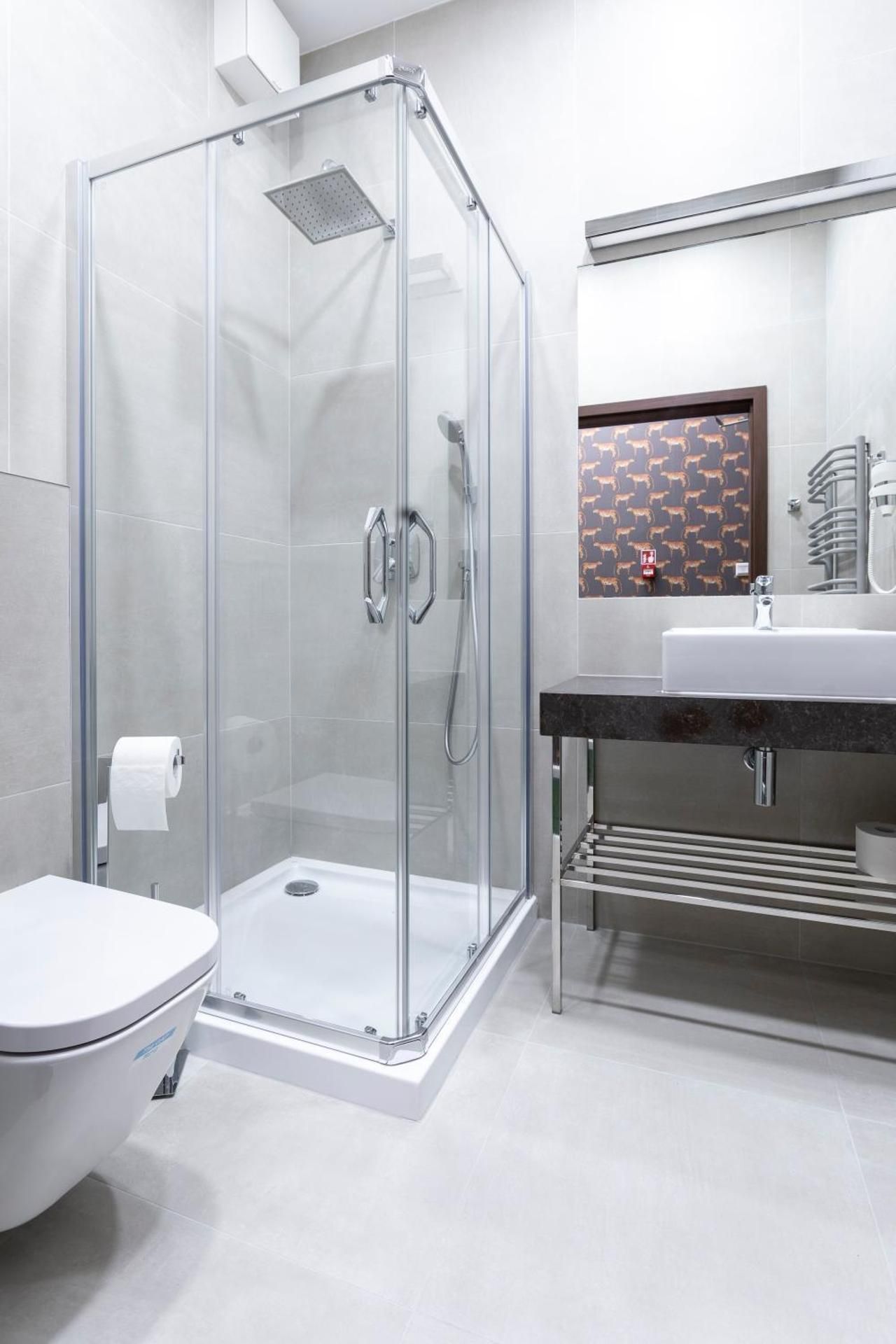 Forrest Apartments & Hostel Triple Room with Private External Bathroom and Extra Bed 3