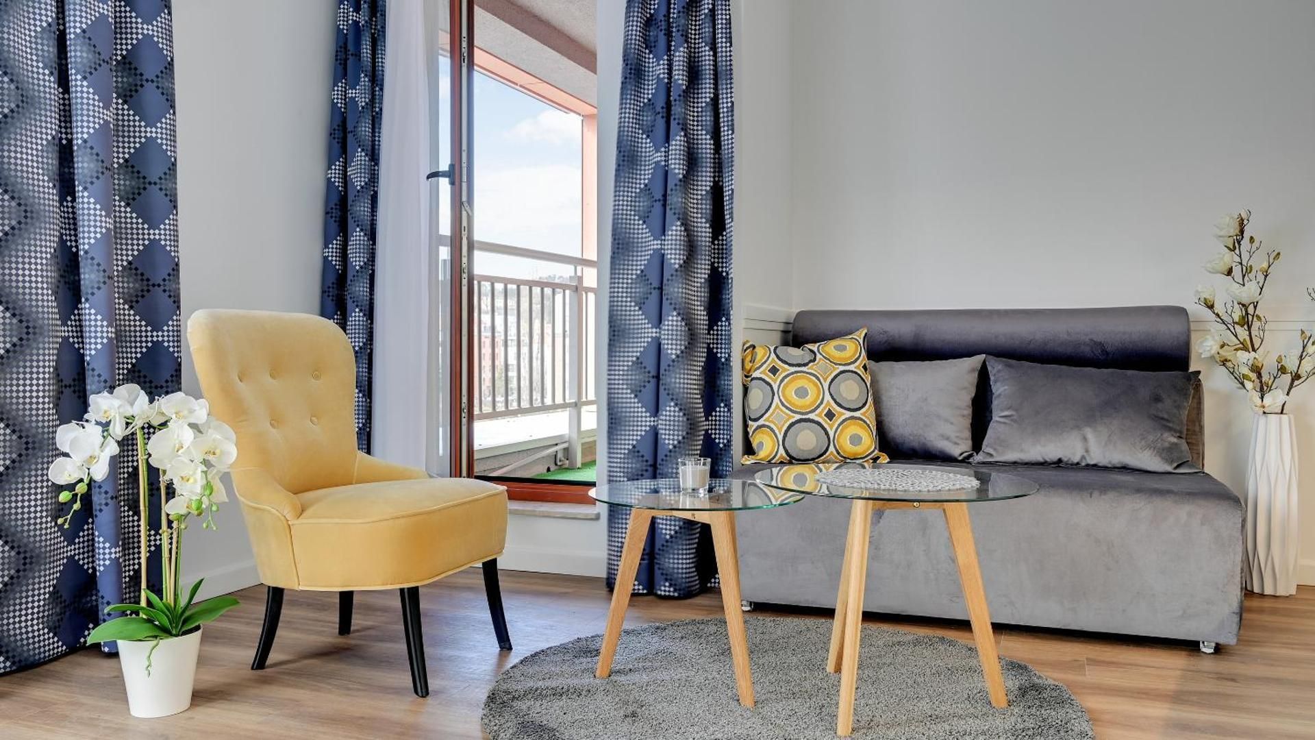 Deluxe Two-Bedroom Apartment with Balcony