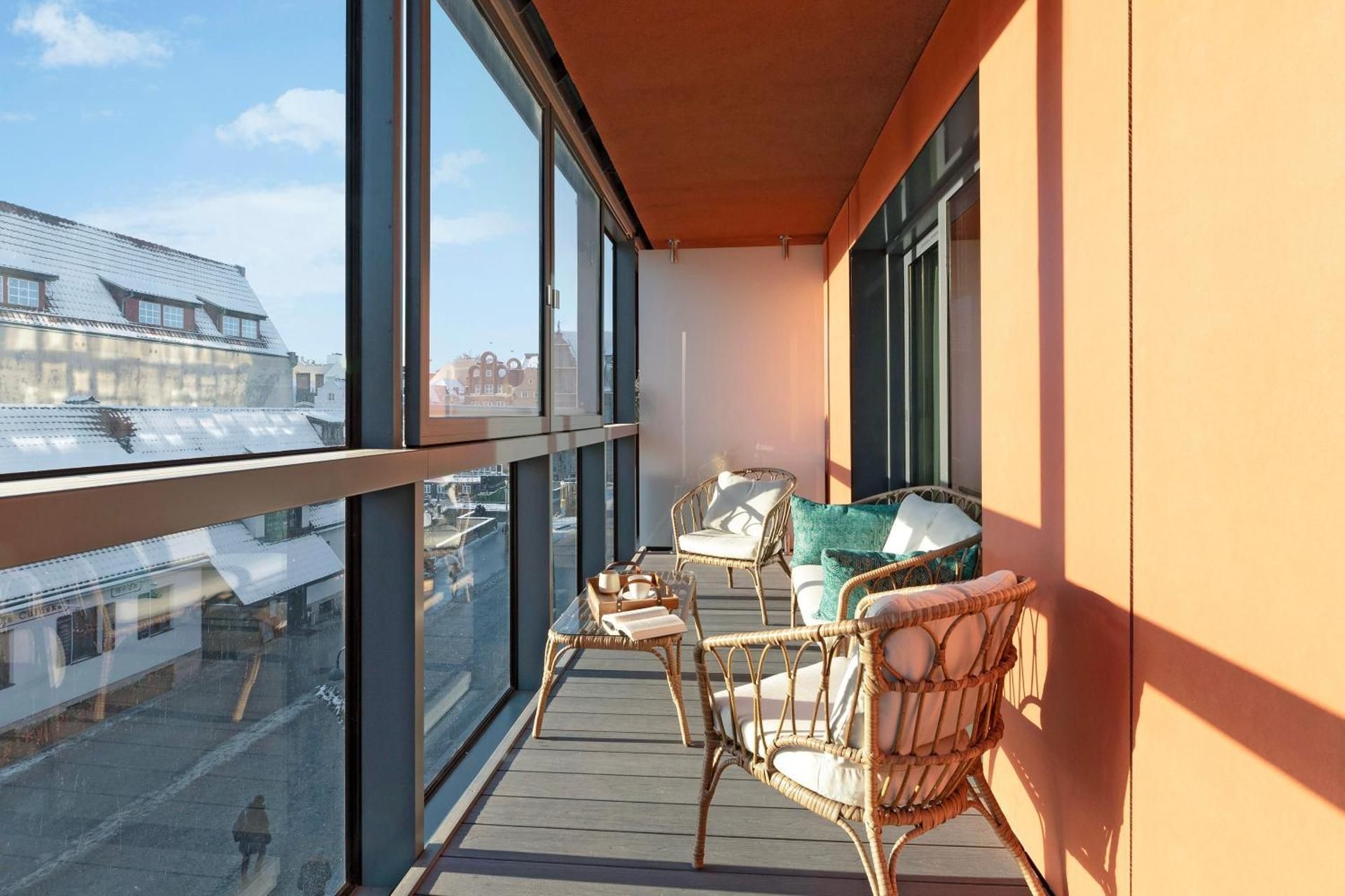 Deluxe One-Bedroom Apartment with City View