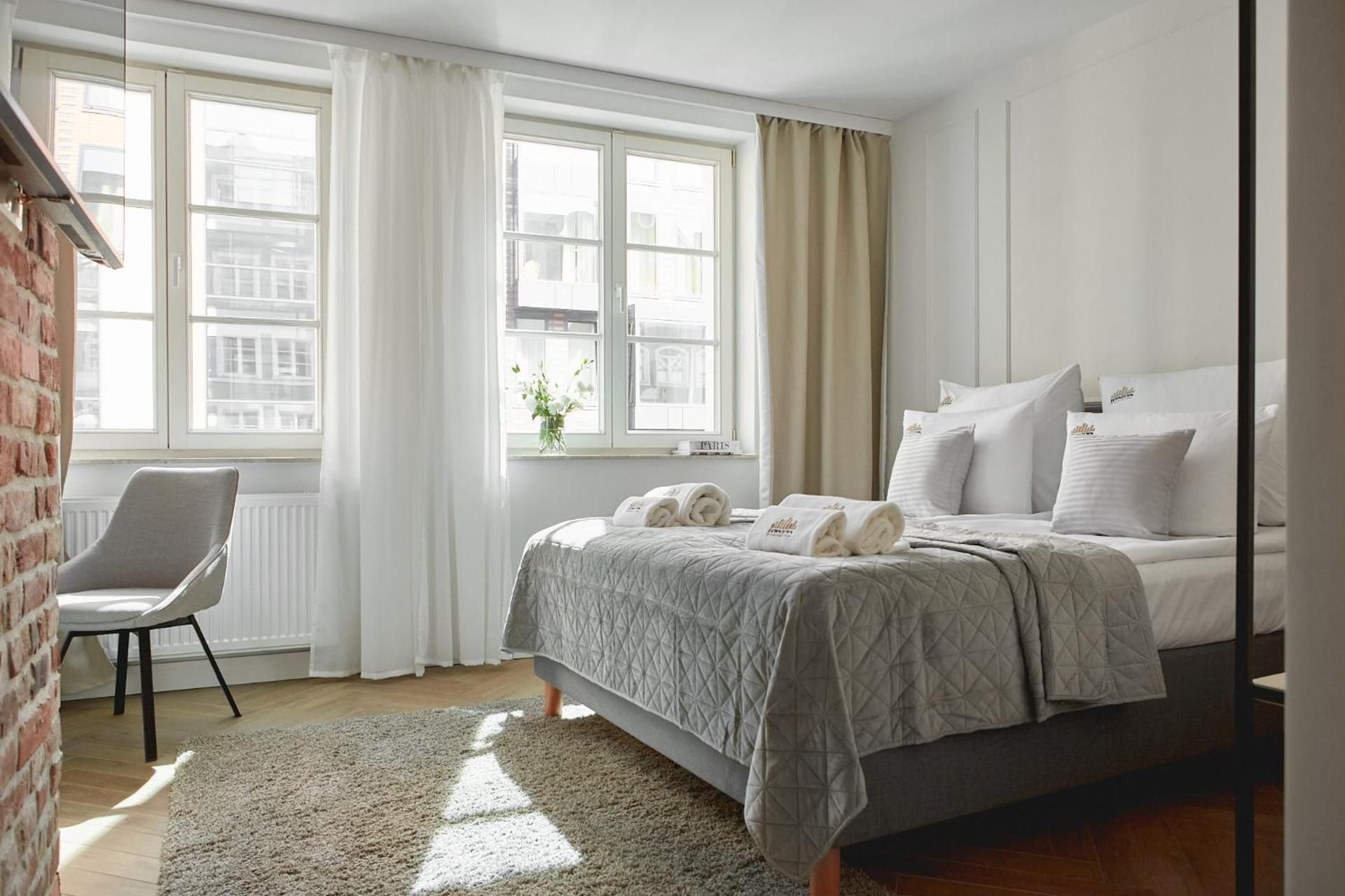 Studio Apartment with King Bed