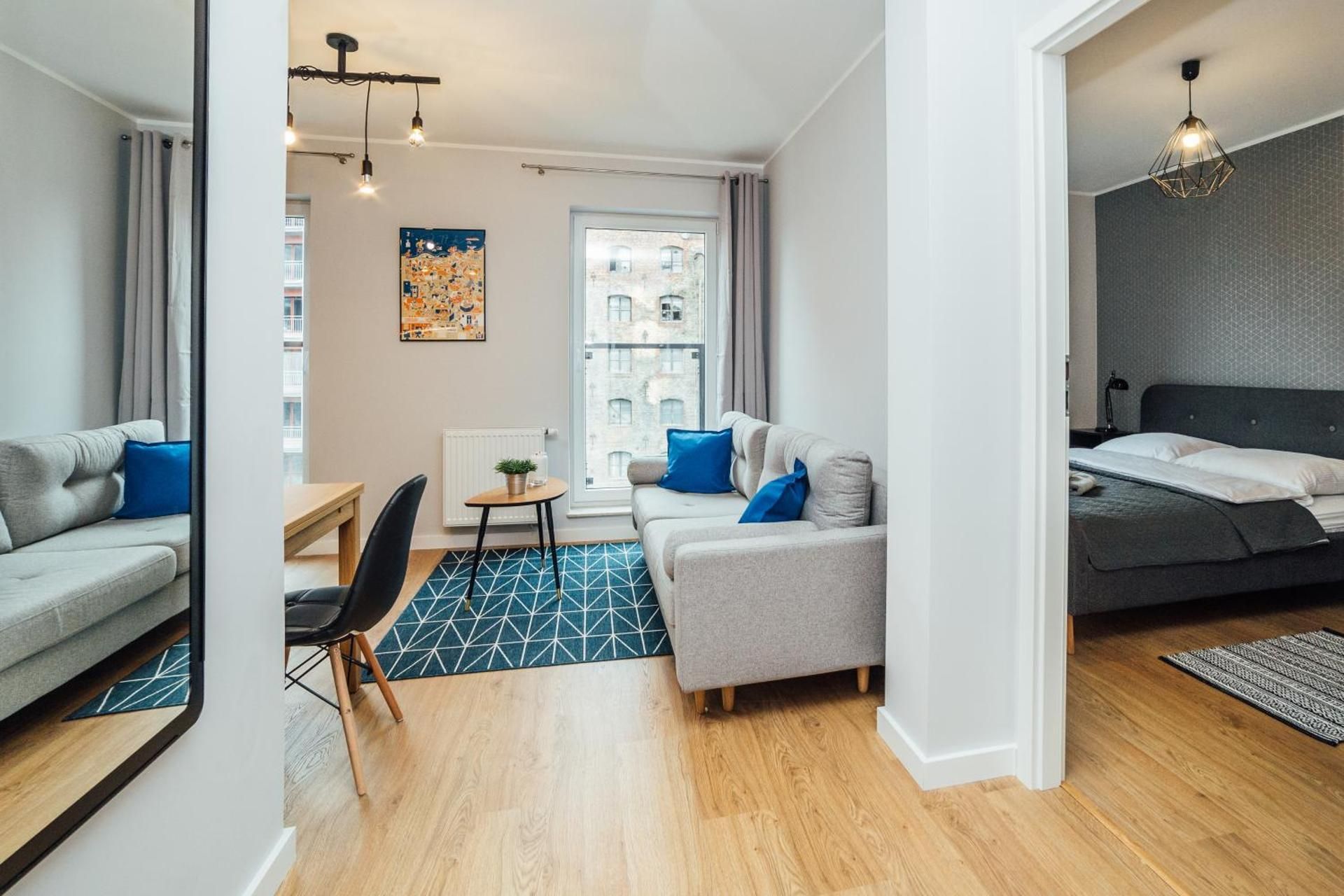 One-Bedroom Apartment