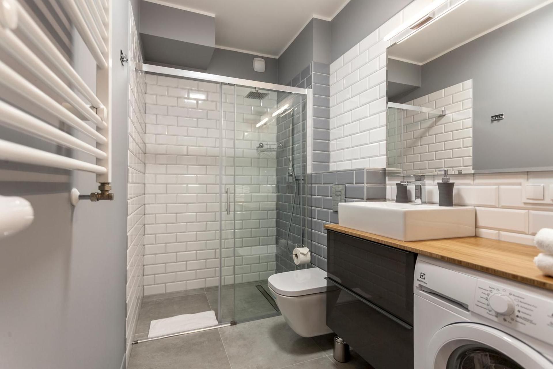 Apartment with Garden and swimming pool access
