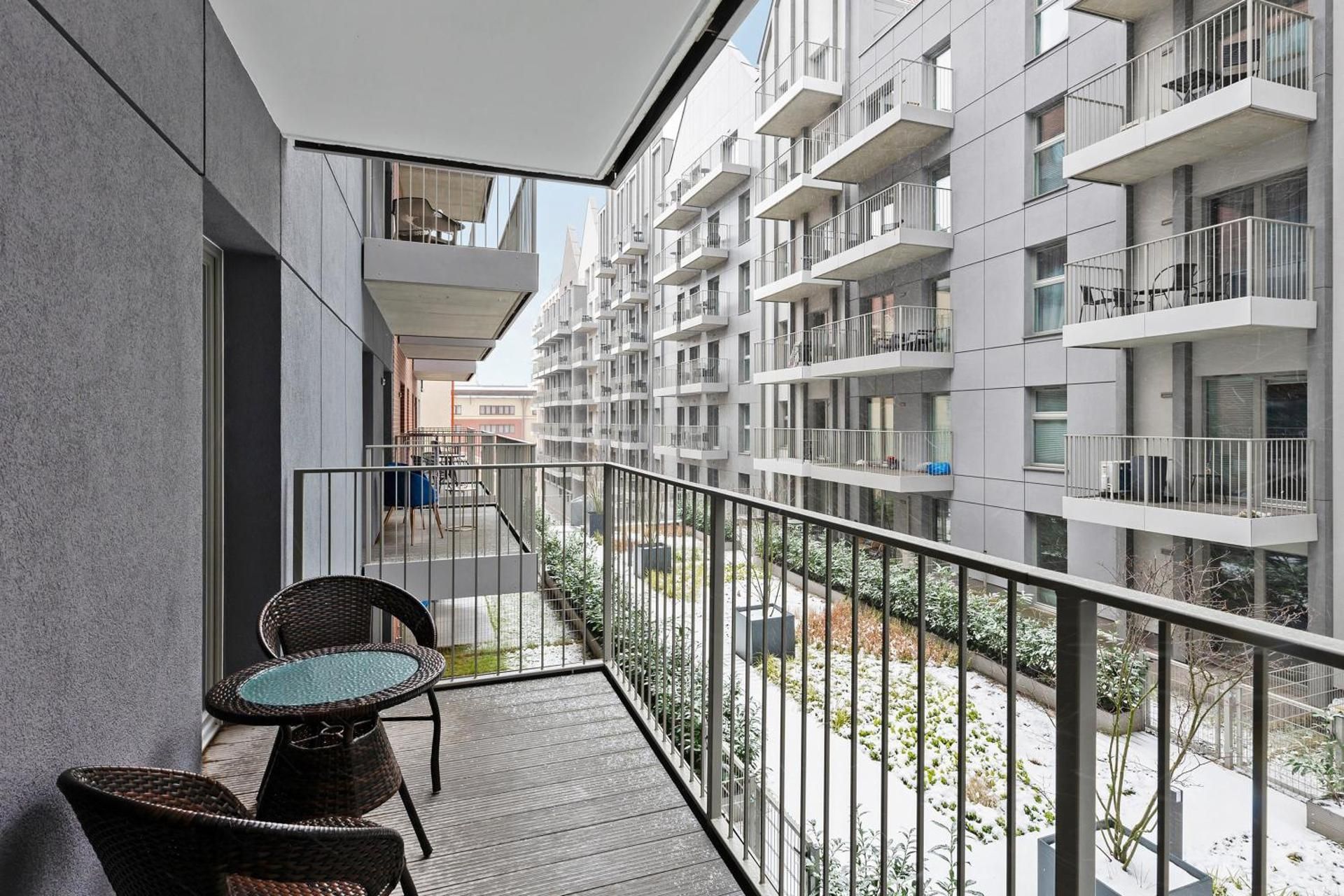 One-Bedroom Apartment