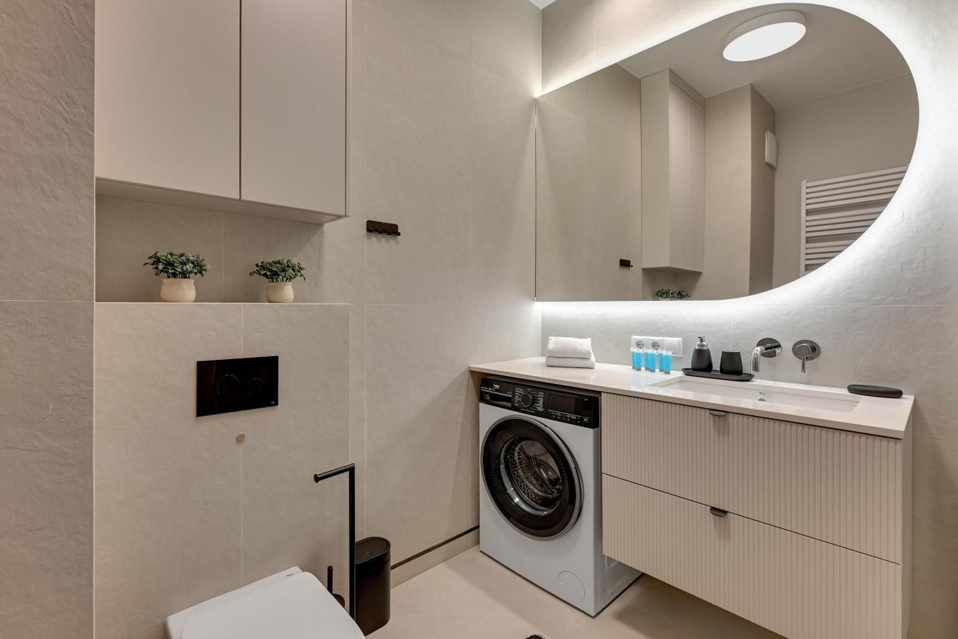 Two-Bedroom Apartment with Garden View