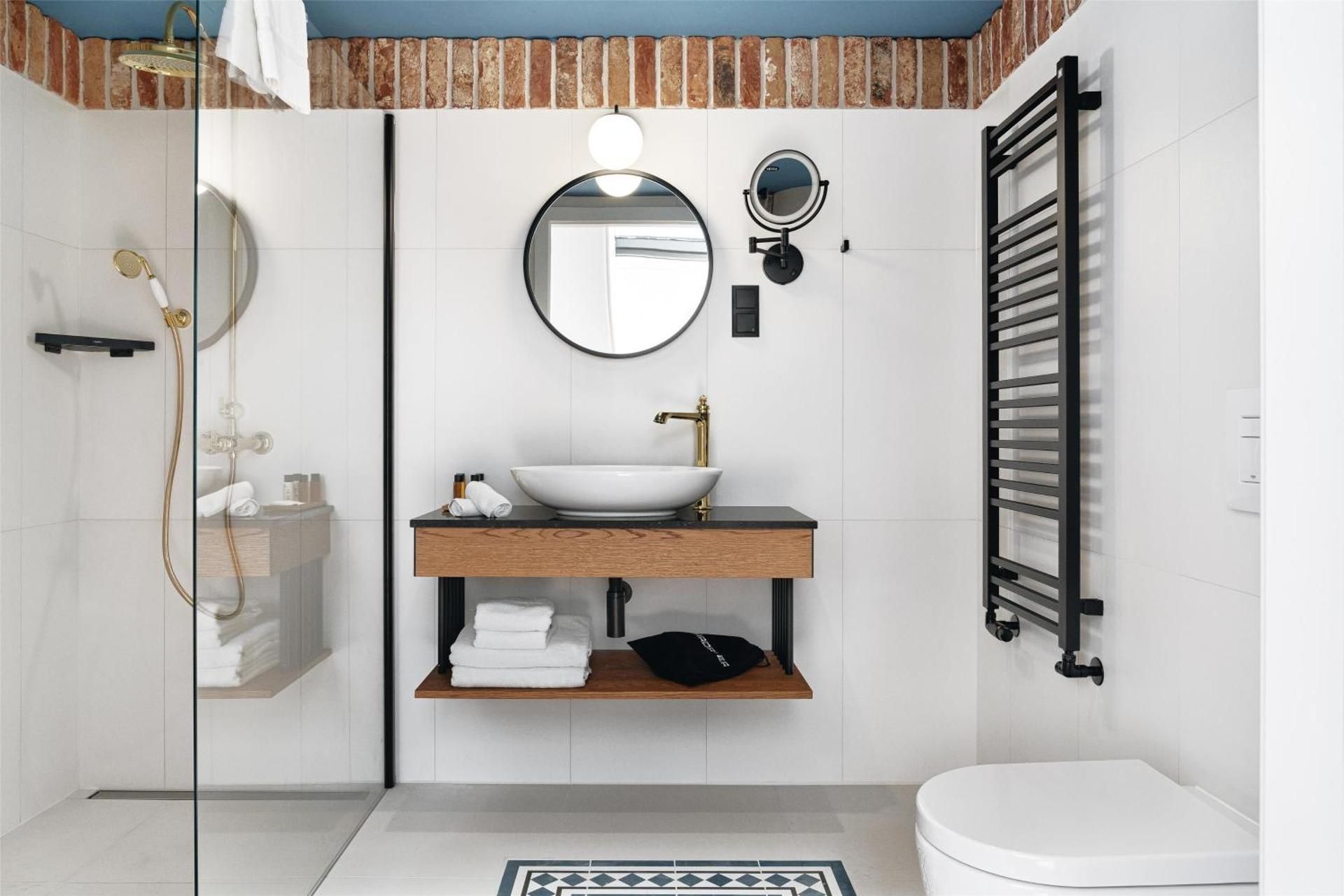 Studio Apartment - Annex building