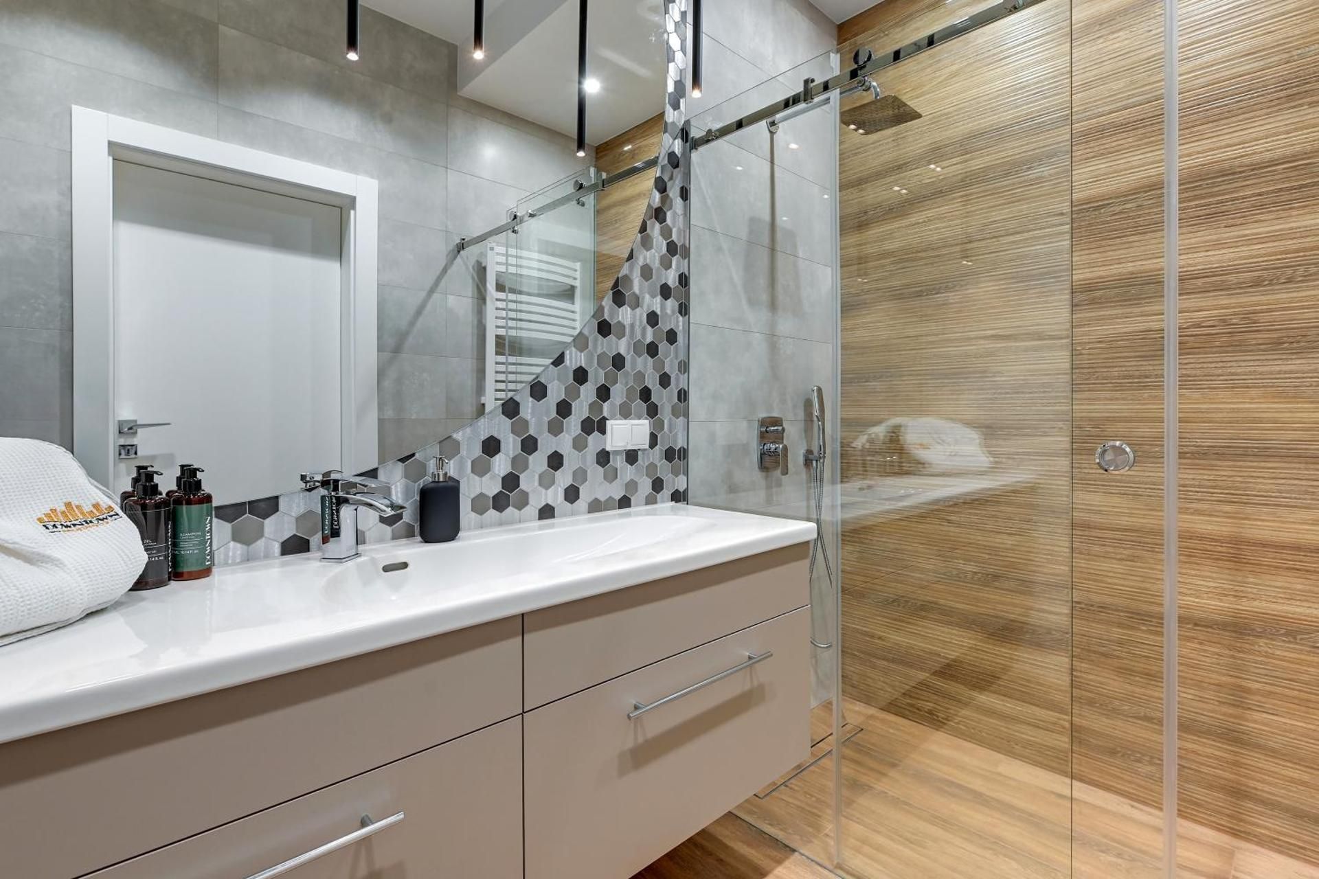 One-Bedroom Superior Apartment