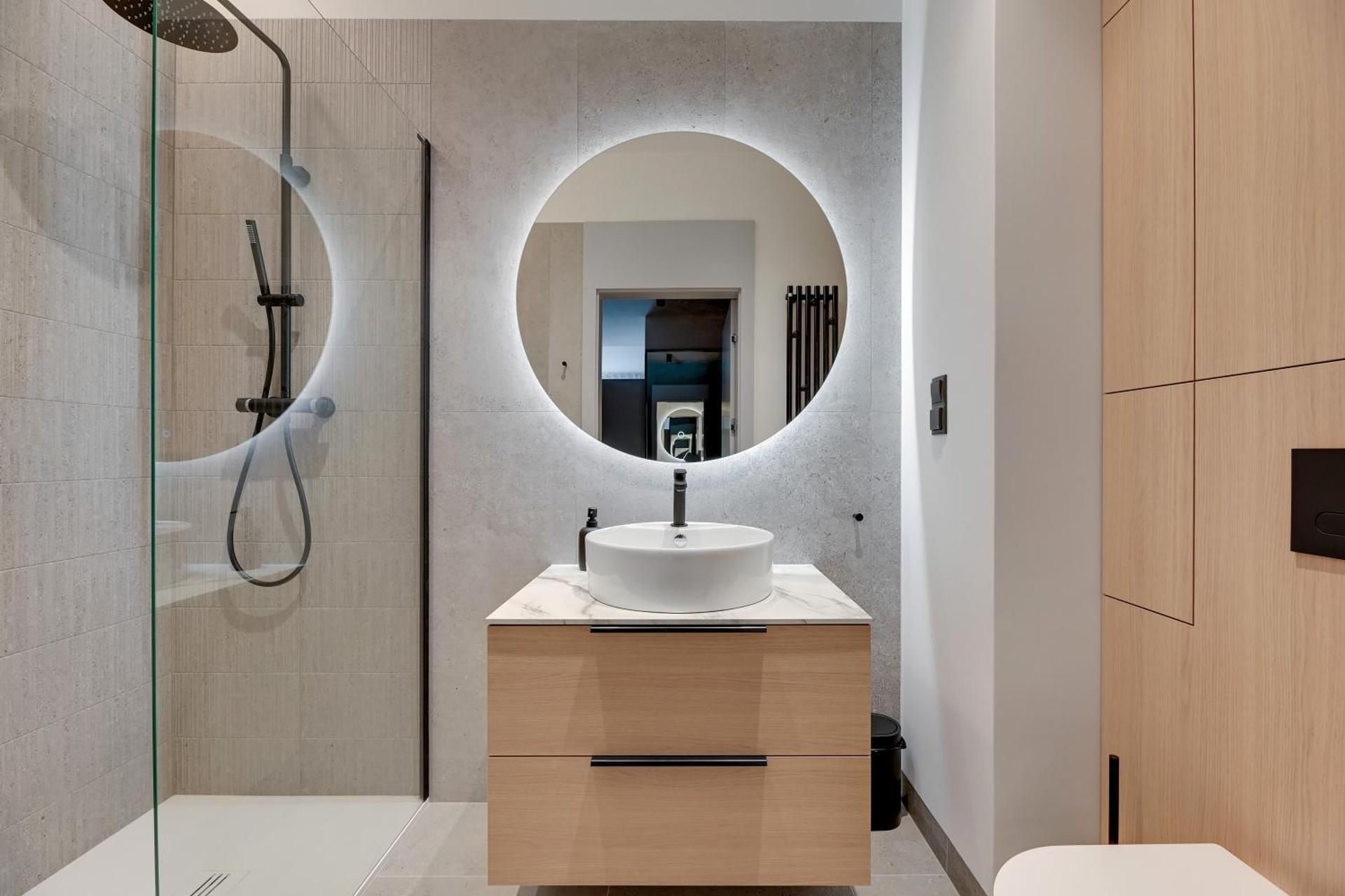 Two-Bedroom Deluxe Apartment