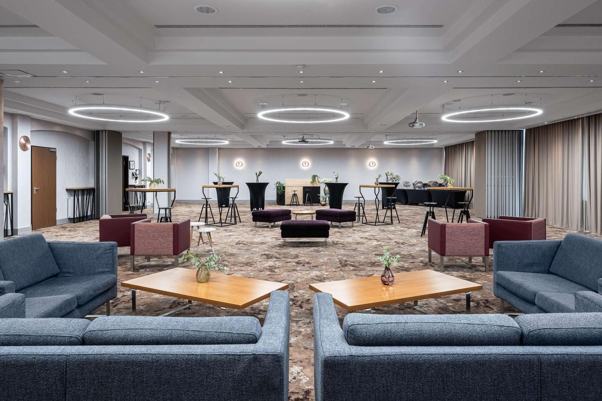 meeting room / ballrooms