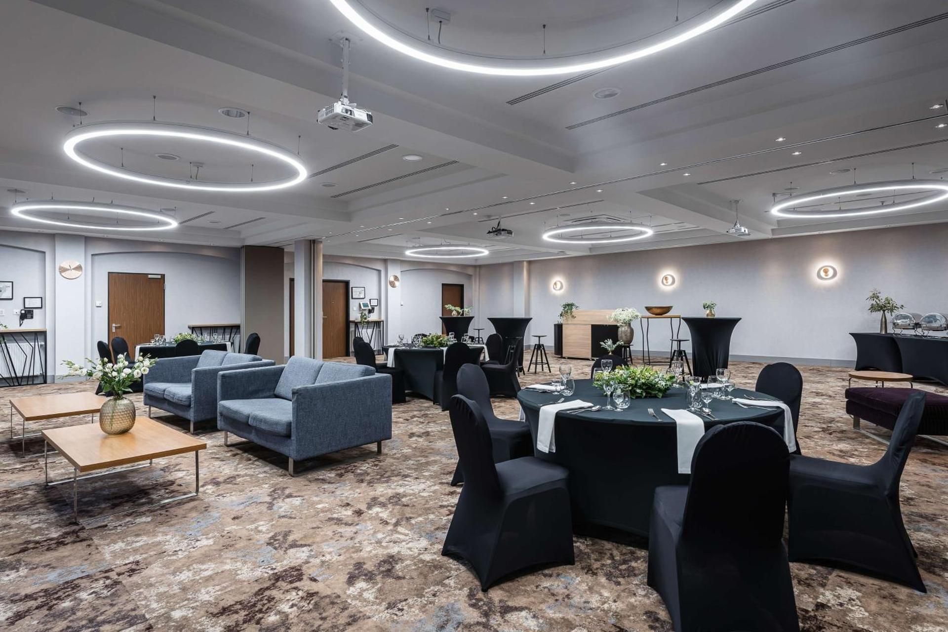 meeting room / ballrooms