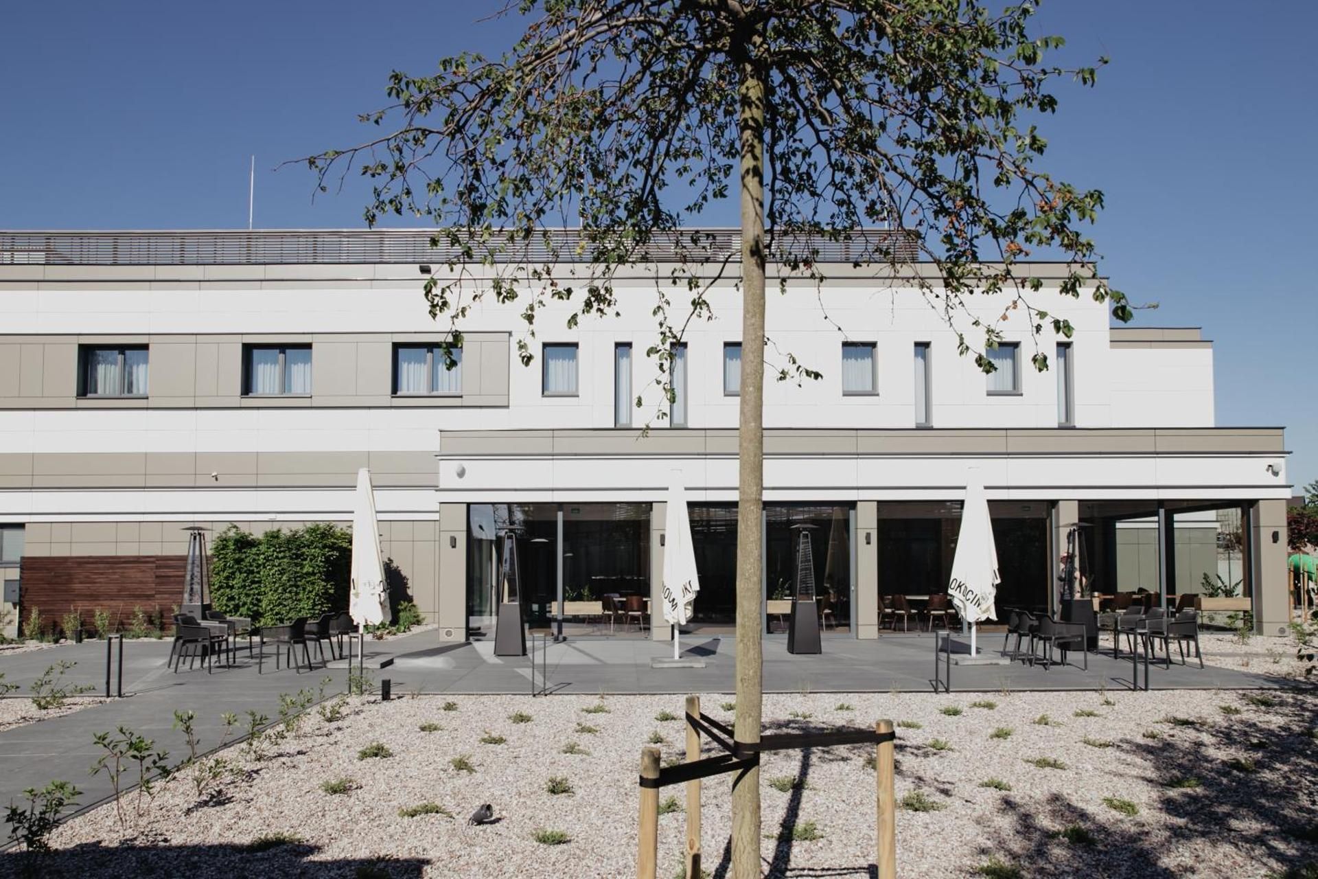 Molto Bene Hotel & Restaurant