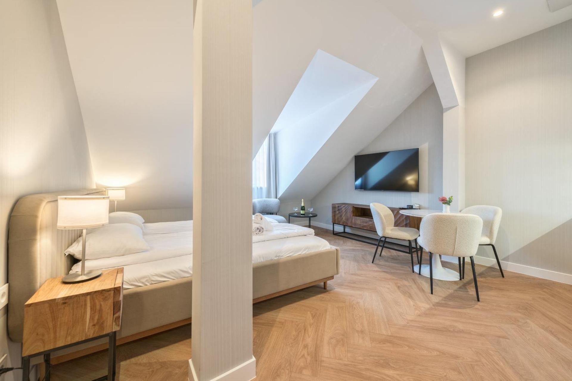 Superior Apartment