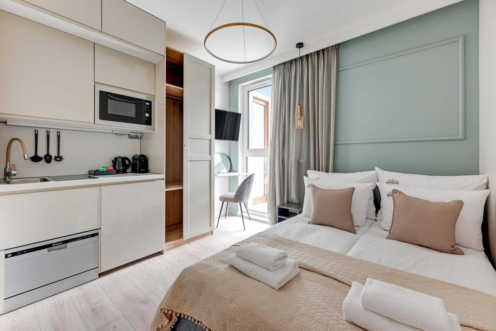 Studio Apartment