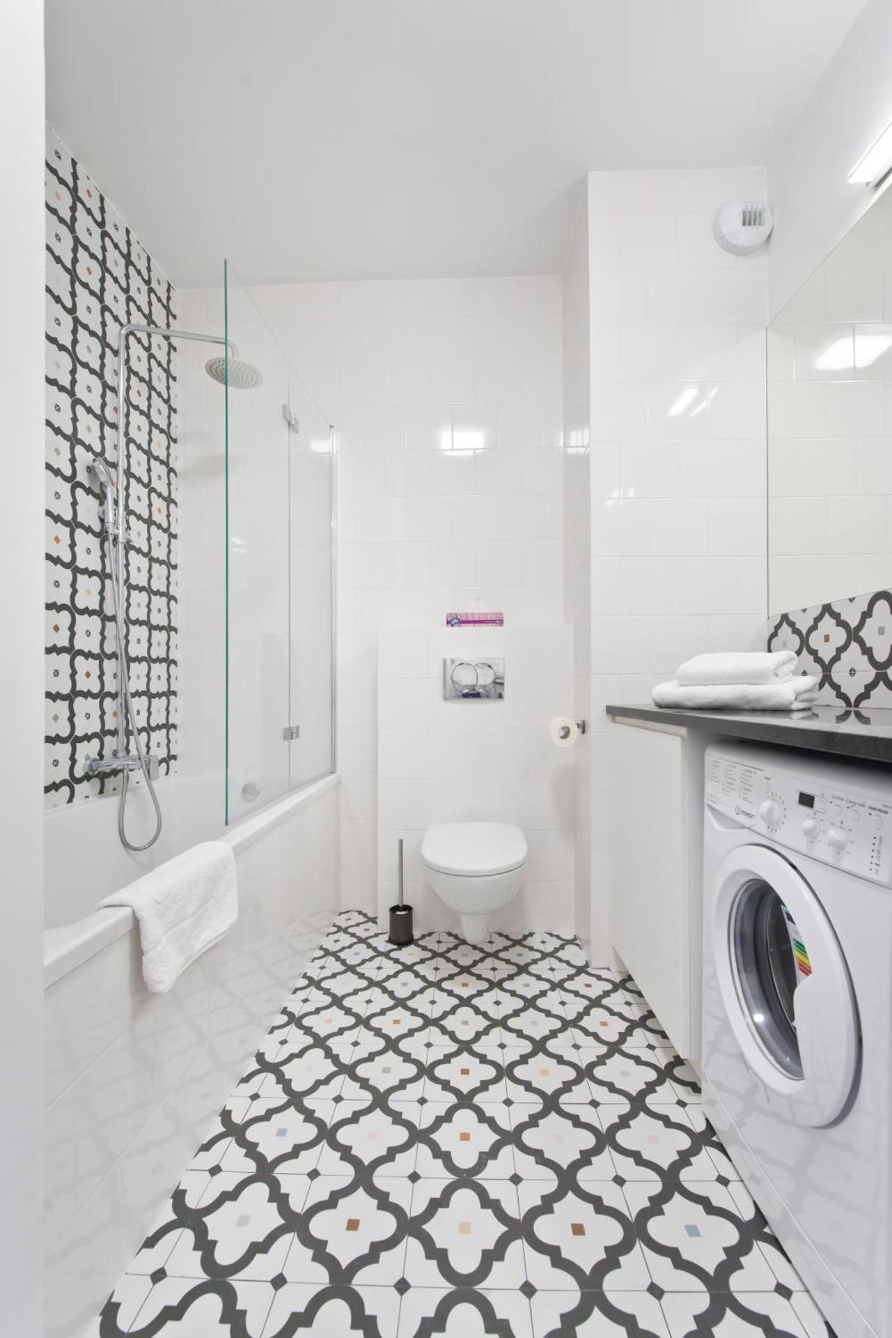 One-Bedroom Apartment 45