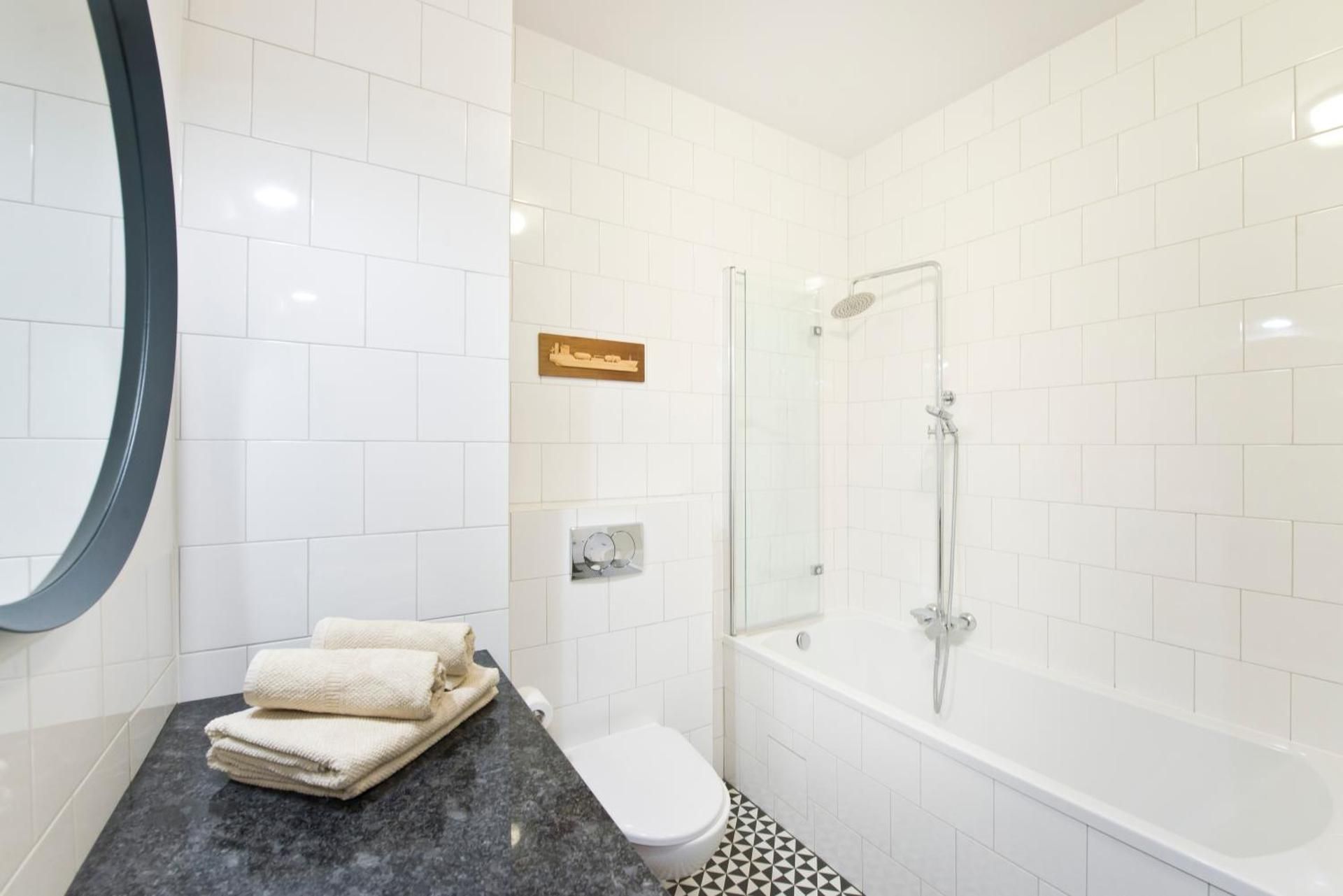 Standard Double Suite 26