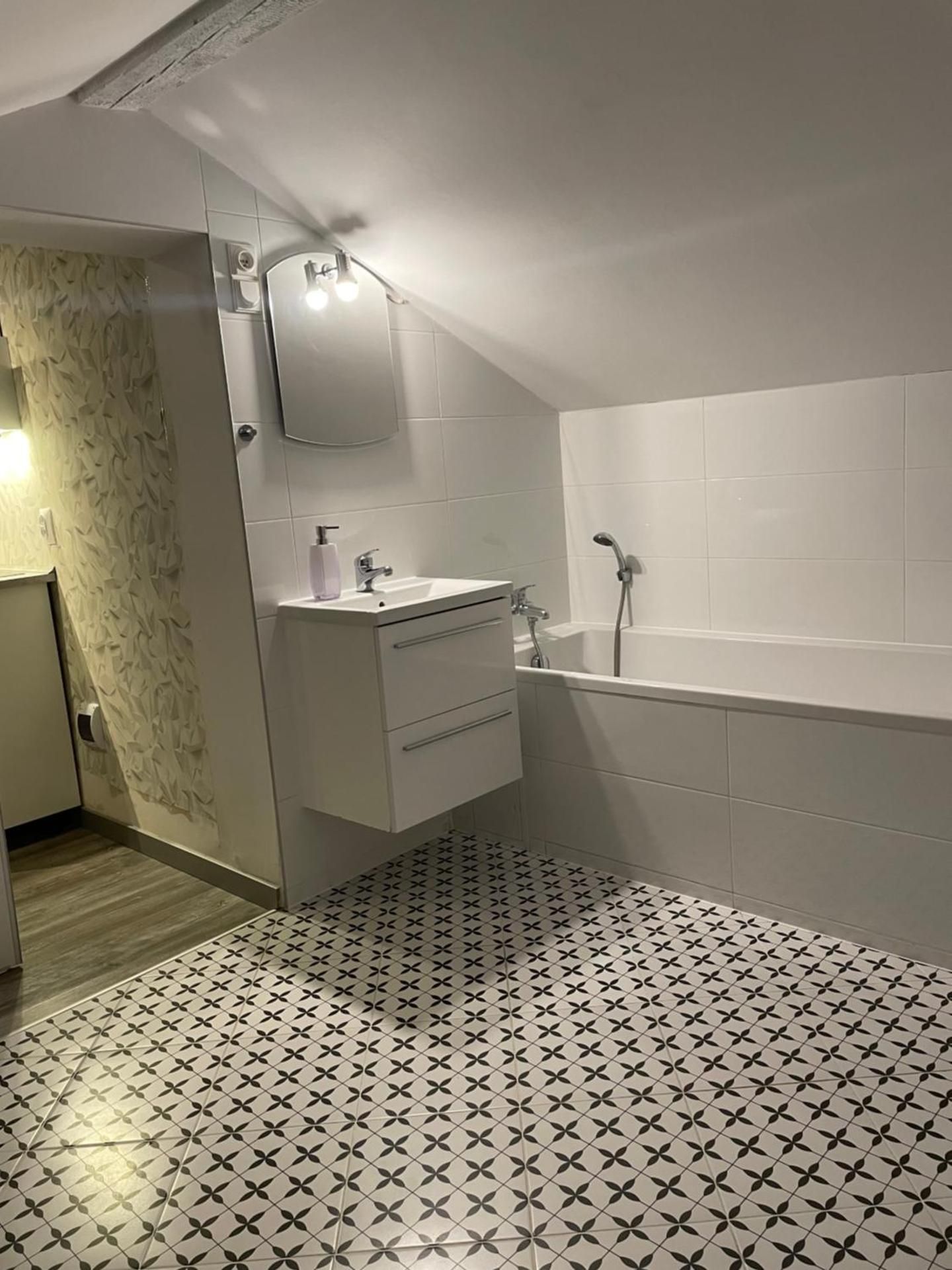 One-Bedroom Standard Apartment