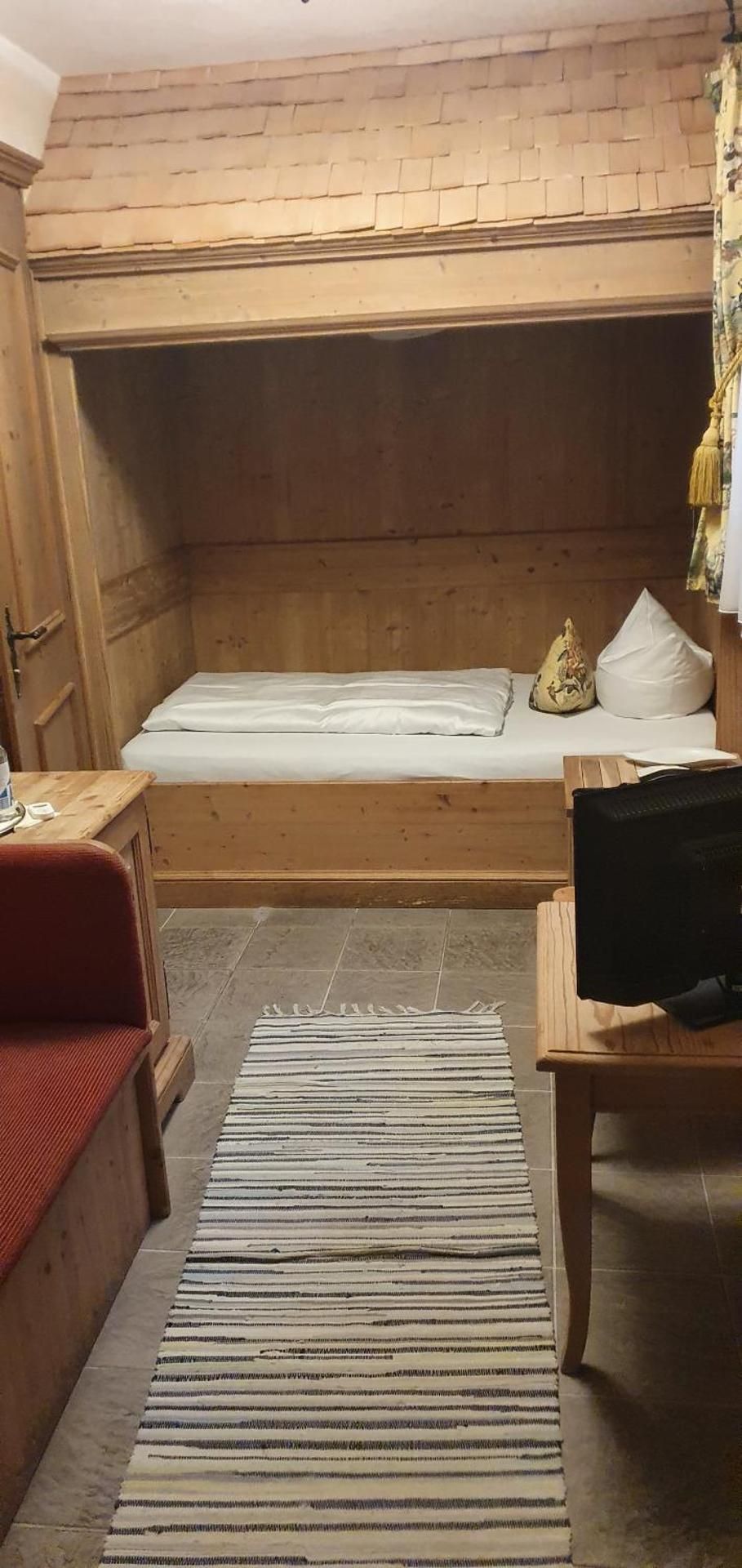 Economy Single Room