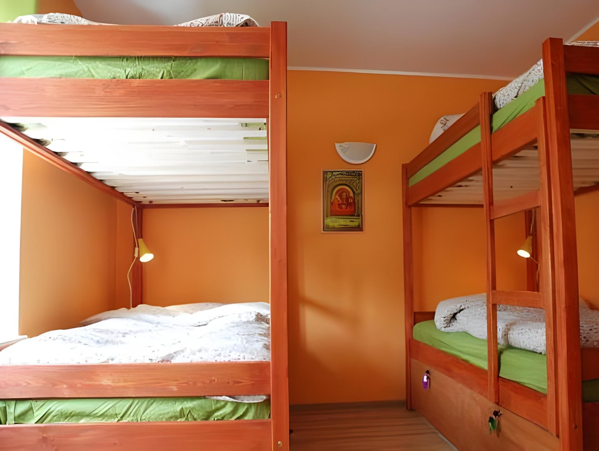 Bed in 6-Bed Mixed Dormitory Room
